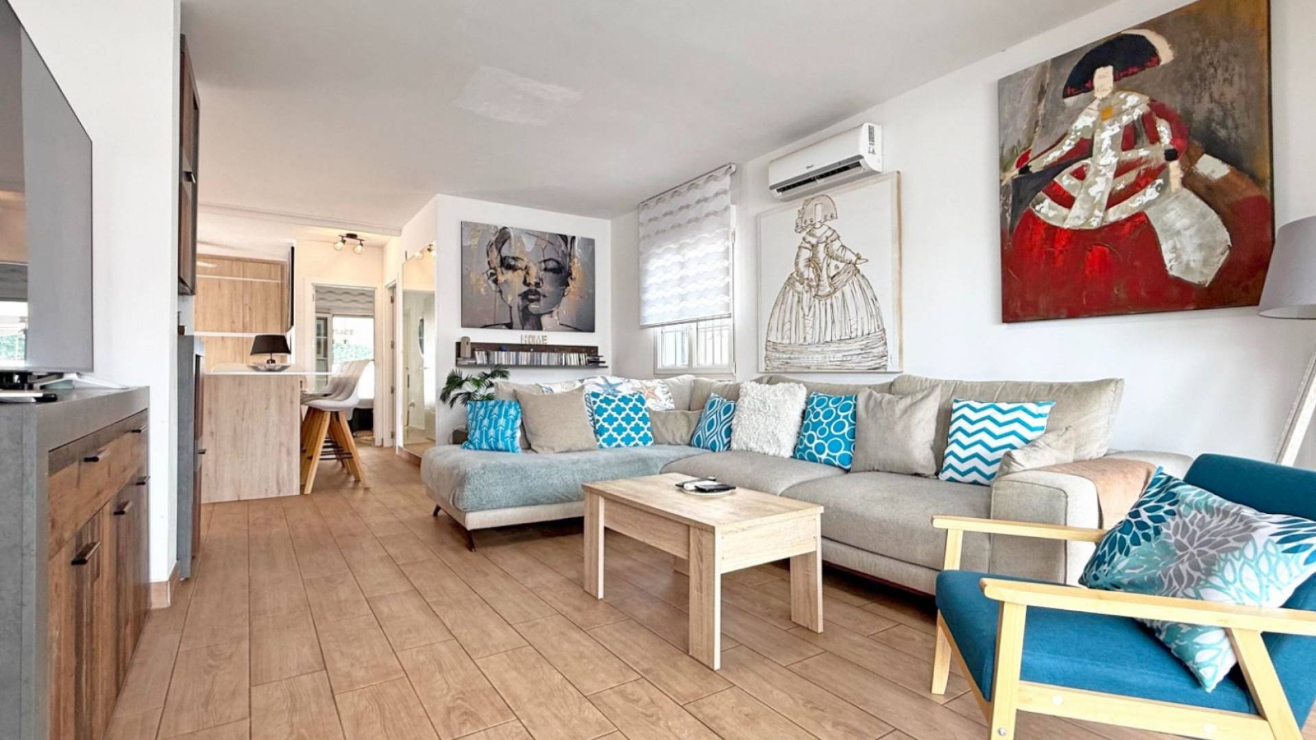 Second hand - Villa / Semi detached - Orihuela Costa - Villamartín