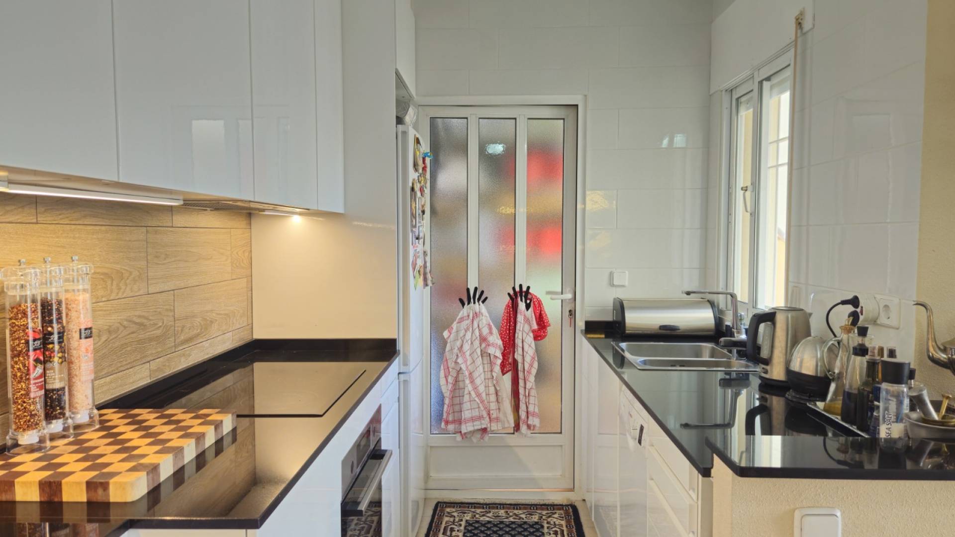 Second hand - Villa / Semi detached - Orihuela Costa - Villamartín