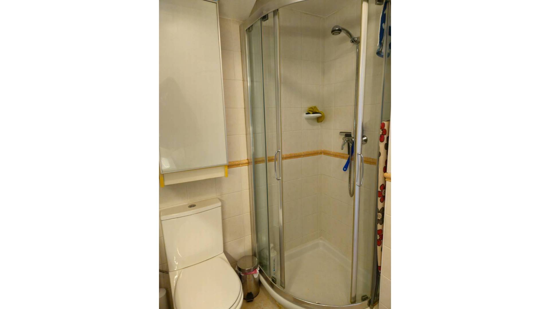 Second hand - Villa / Semi detached - Orihuela Costa - Villamartín