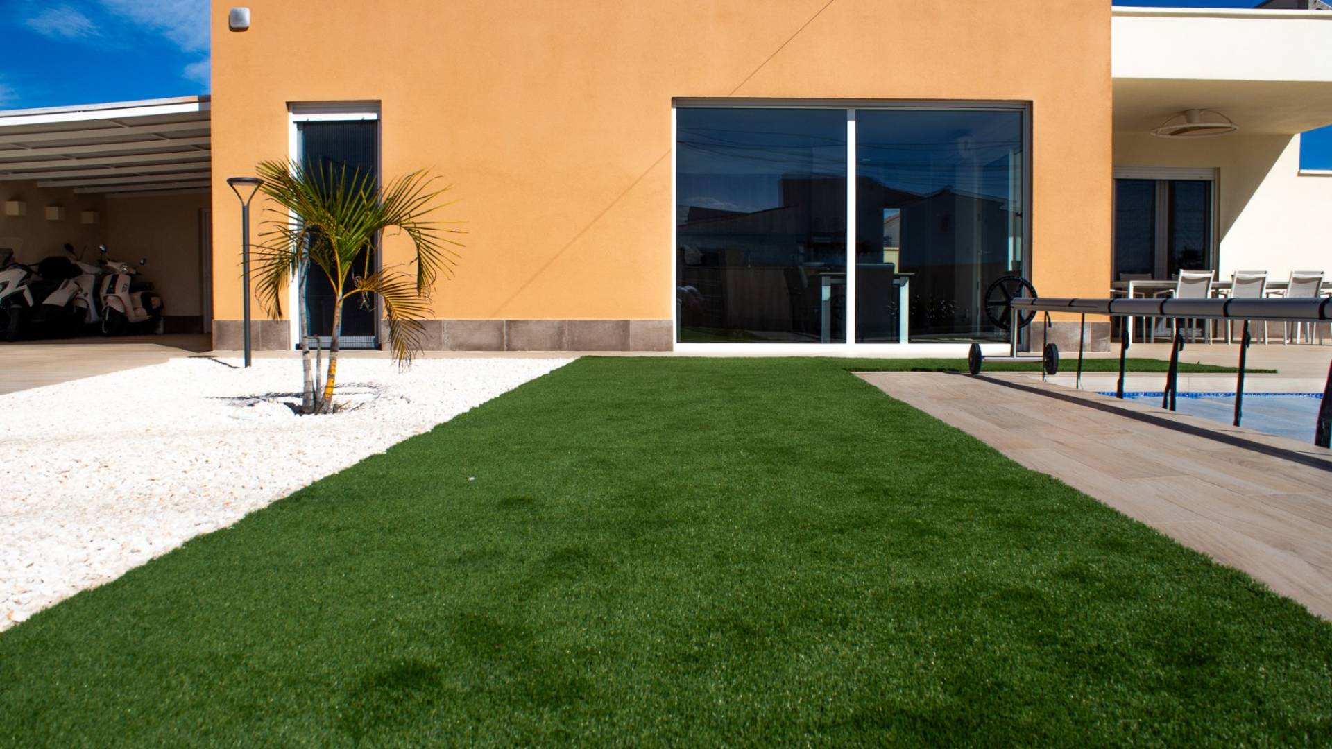 Second hand - Villa / Semi detached - Torrevieja - La Siesta - El Salado - Torreta