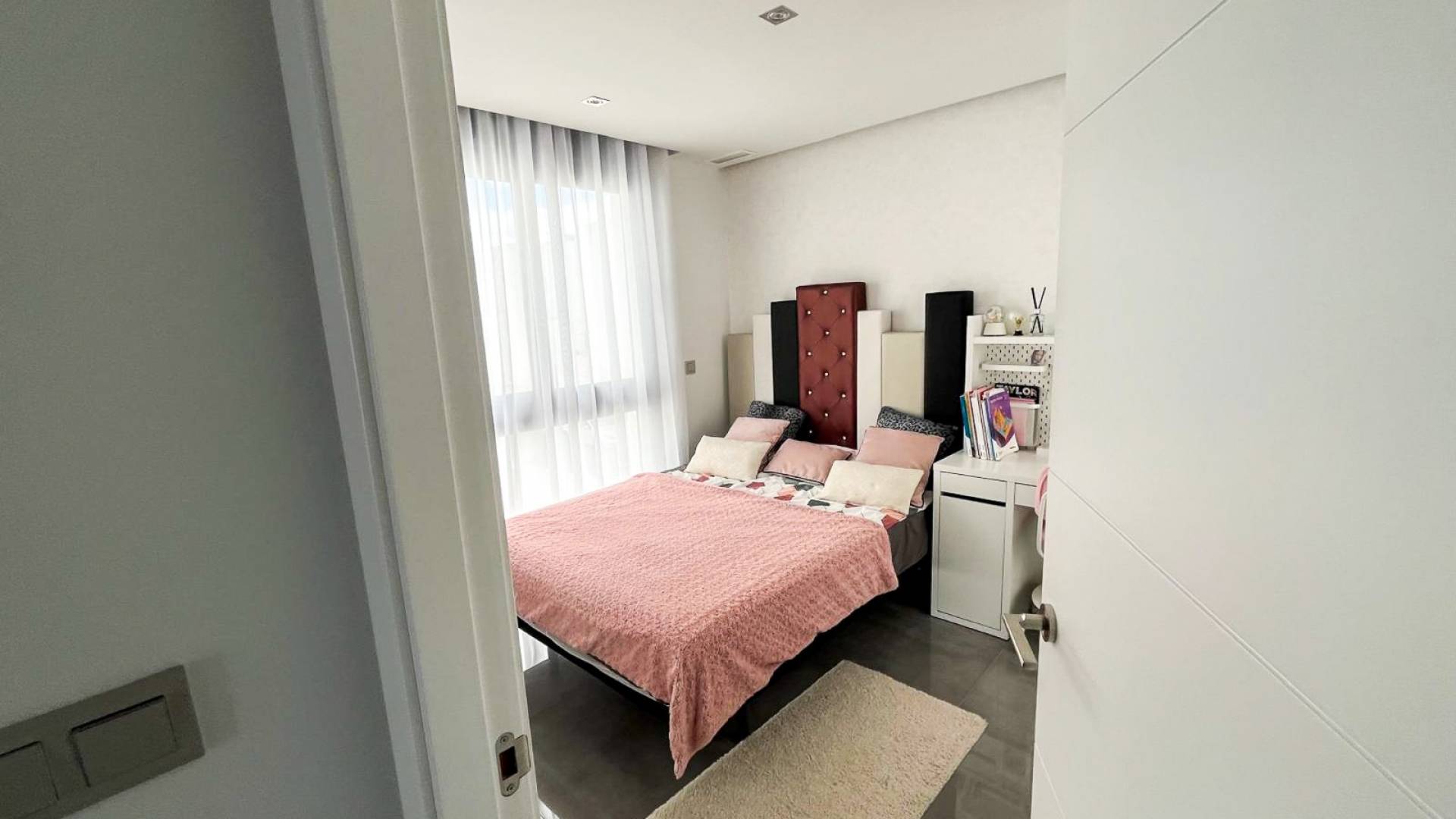 Second hand - Villa / Semi detached - Torrevieja - Los Altos