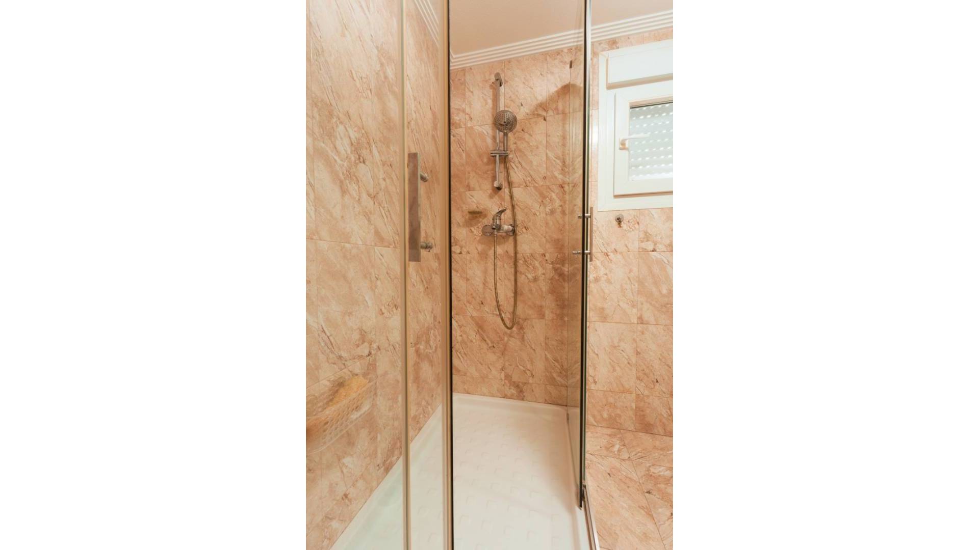 Second hand - Villa / Semi detached - Torrevieja - Los balcones