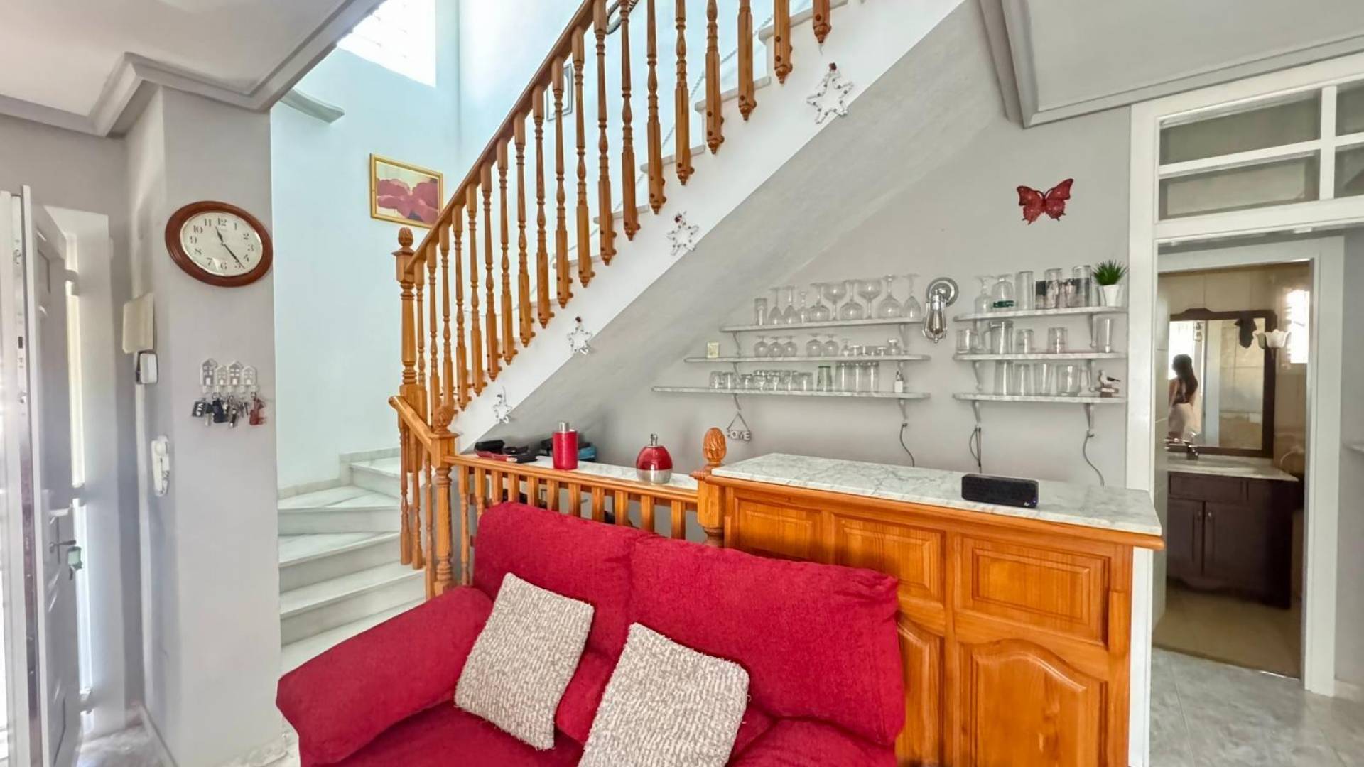 Second hand - Villa / Semi detached - Torrevieja - Punta prima