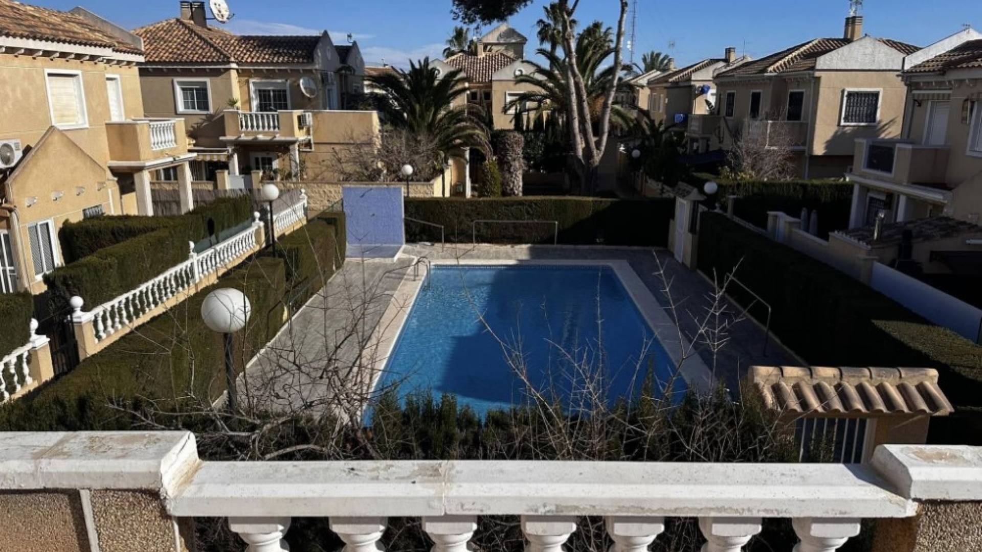 Second hand - Villa / Semi detached - Torrevieja