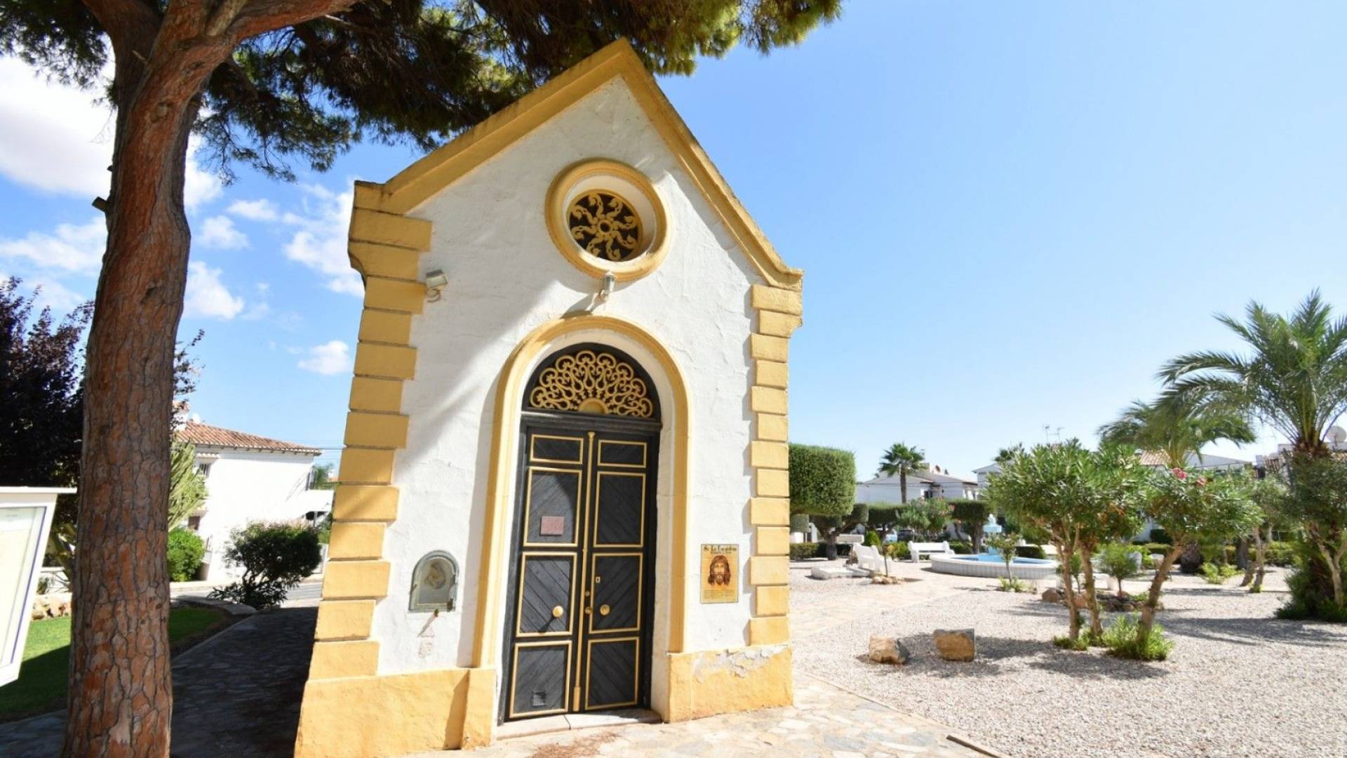 Segunda Mano - Adosado - Torrevieja - Lago jardin