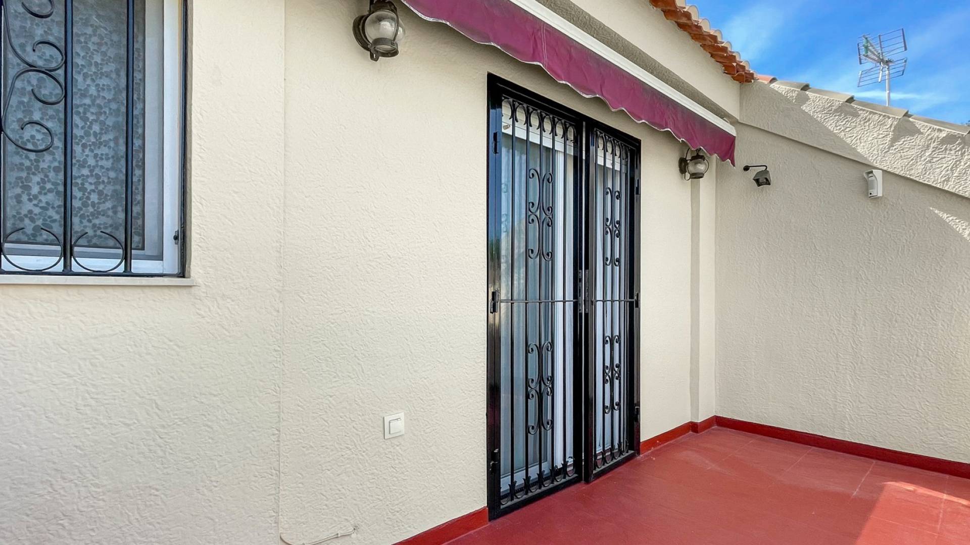 Segunda Mano - Adosado - Torrevieja - Los balcones
