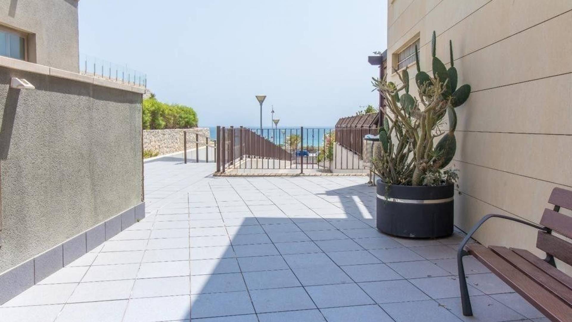 Segunda Mano - Apartamento - Arenales del Sol