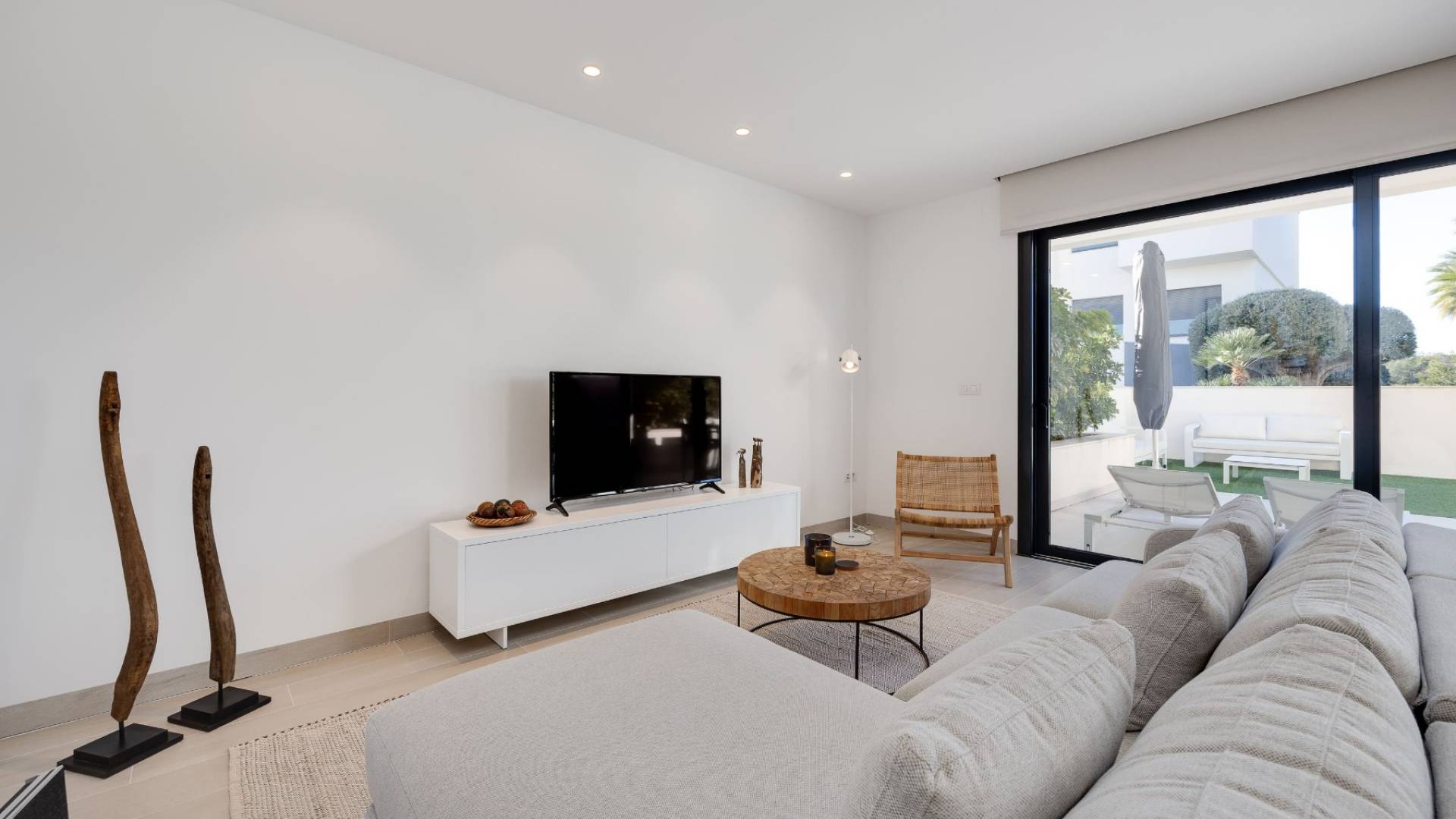 Segunda Mano - Apartamento en planta baja - Las Colinas - Las Colinas Golf