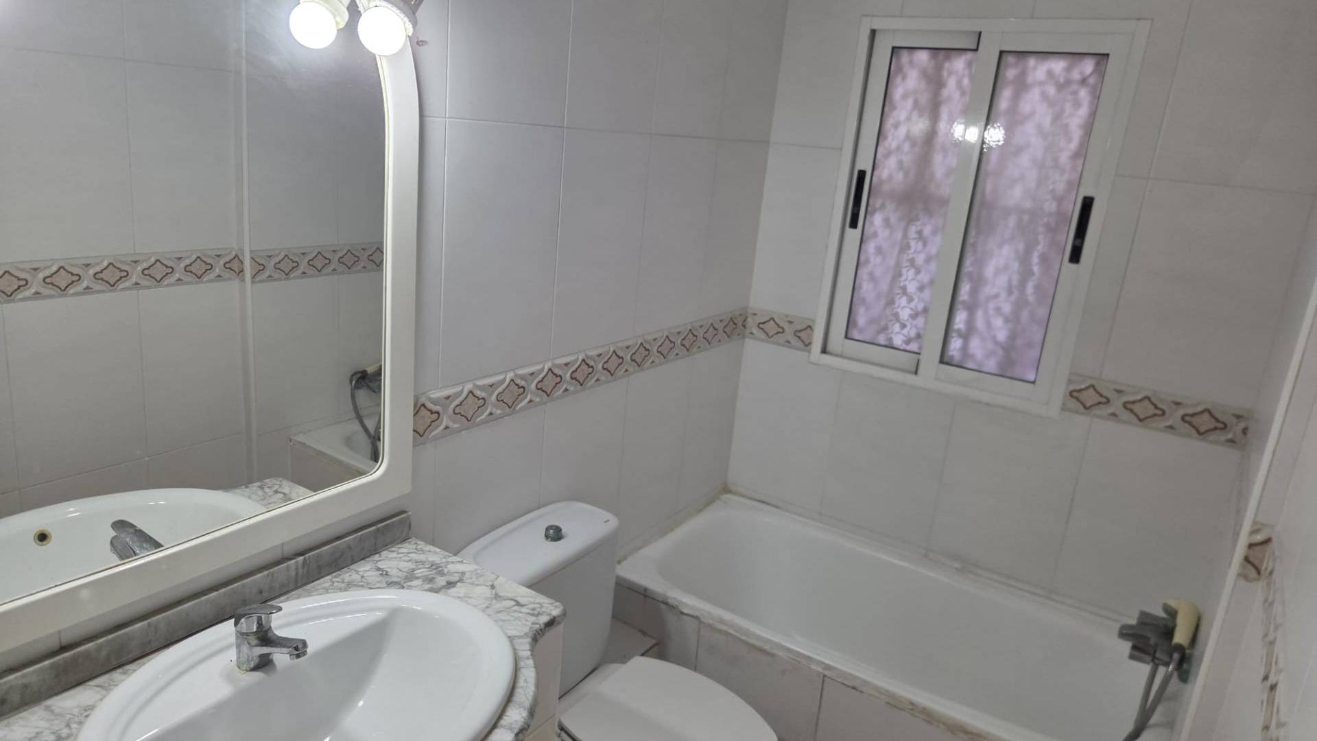 Segunda Mano - Apartamento - Guardamar del Segura - Pueblo