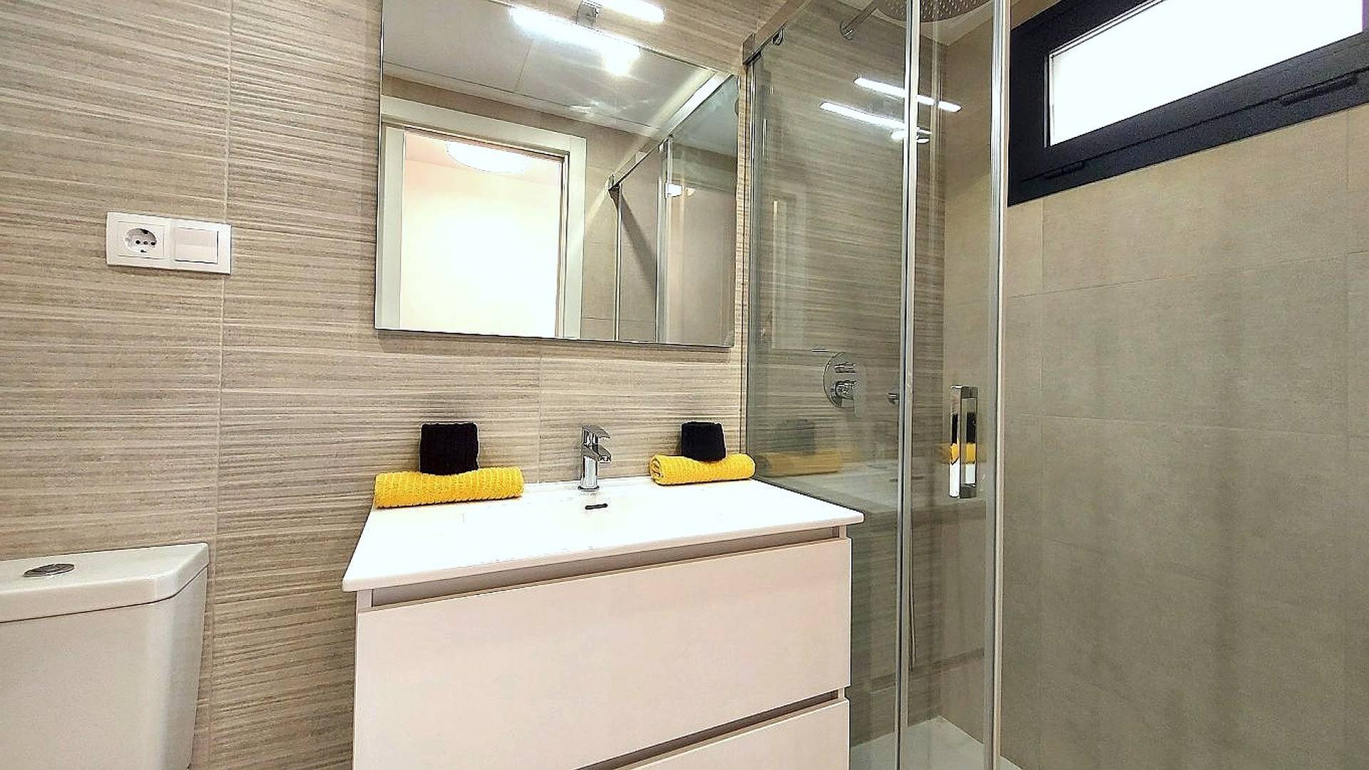 Segunda Mano - Apartamento - San Miguel de Salinas