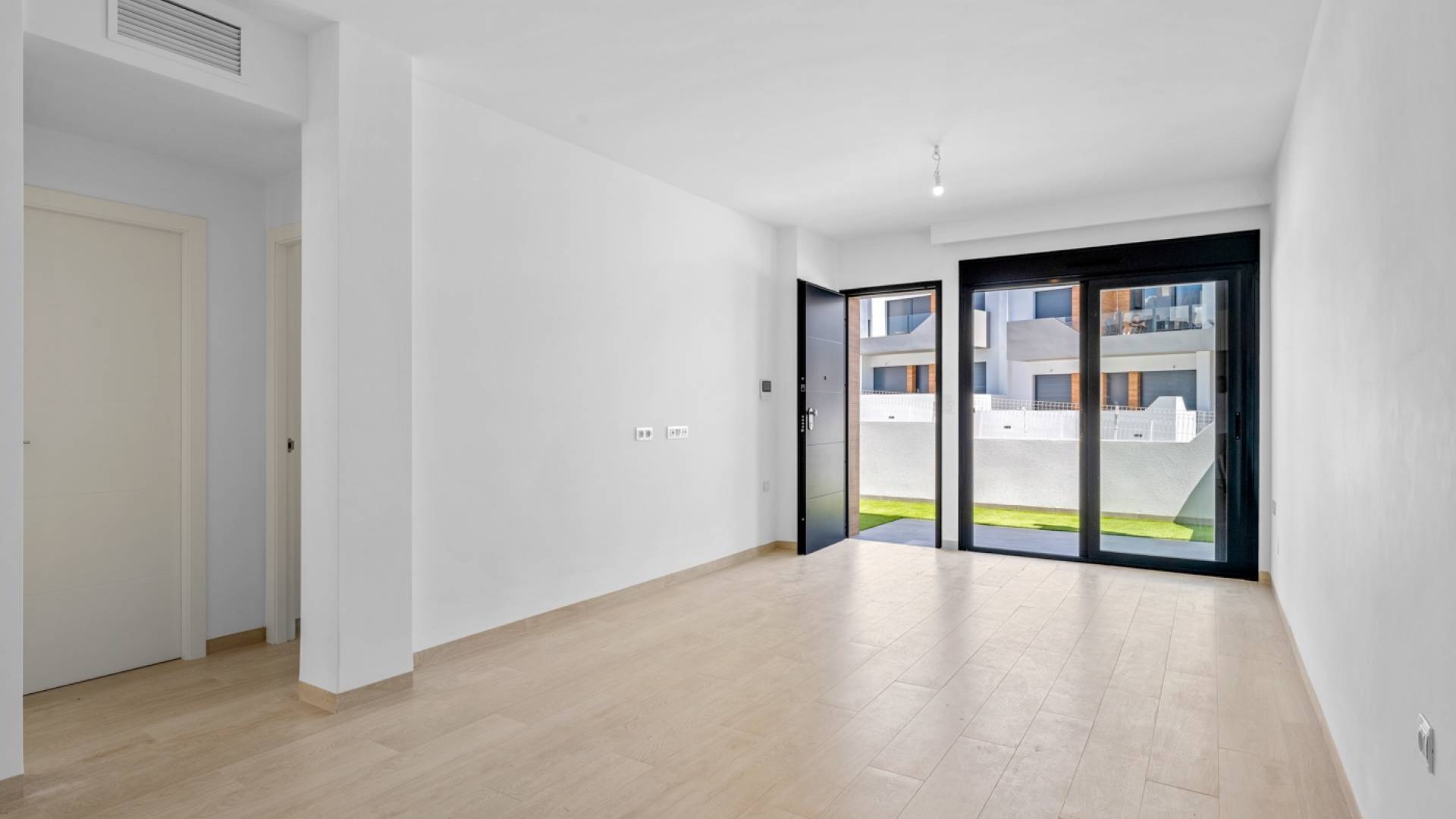 Segunda Mano - Apartamento - San Miguel de Salinas