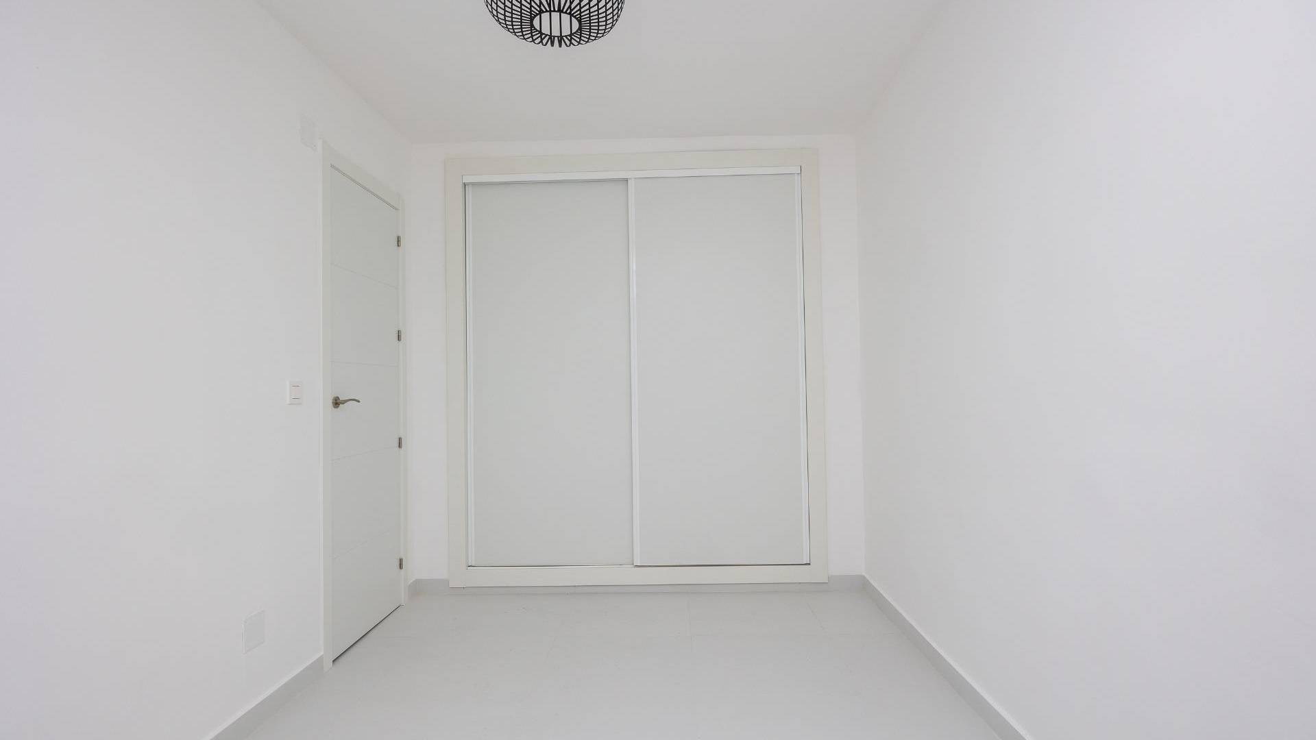 Segunda Mano - Apartamento - Torrevieja - Acequion