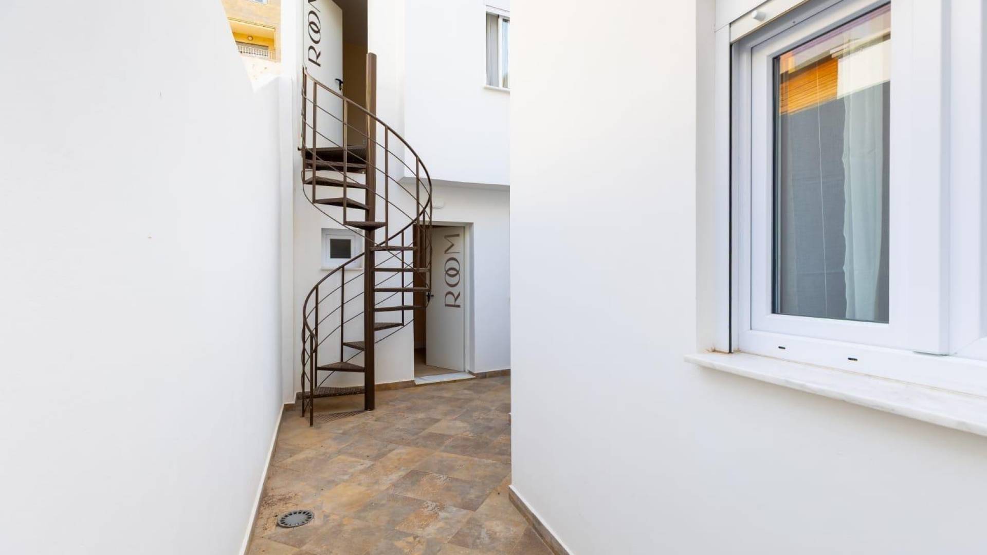 Segunda Mano - Apartamento - Torrevieja - Centro - Muelle Pesquero