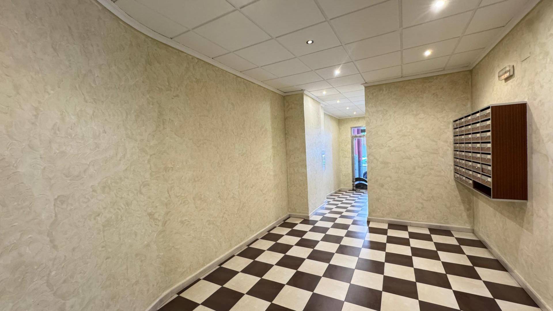 Segunda Mano - Apartamento - Torrevieja - Centro