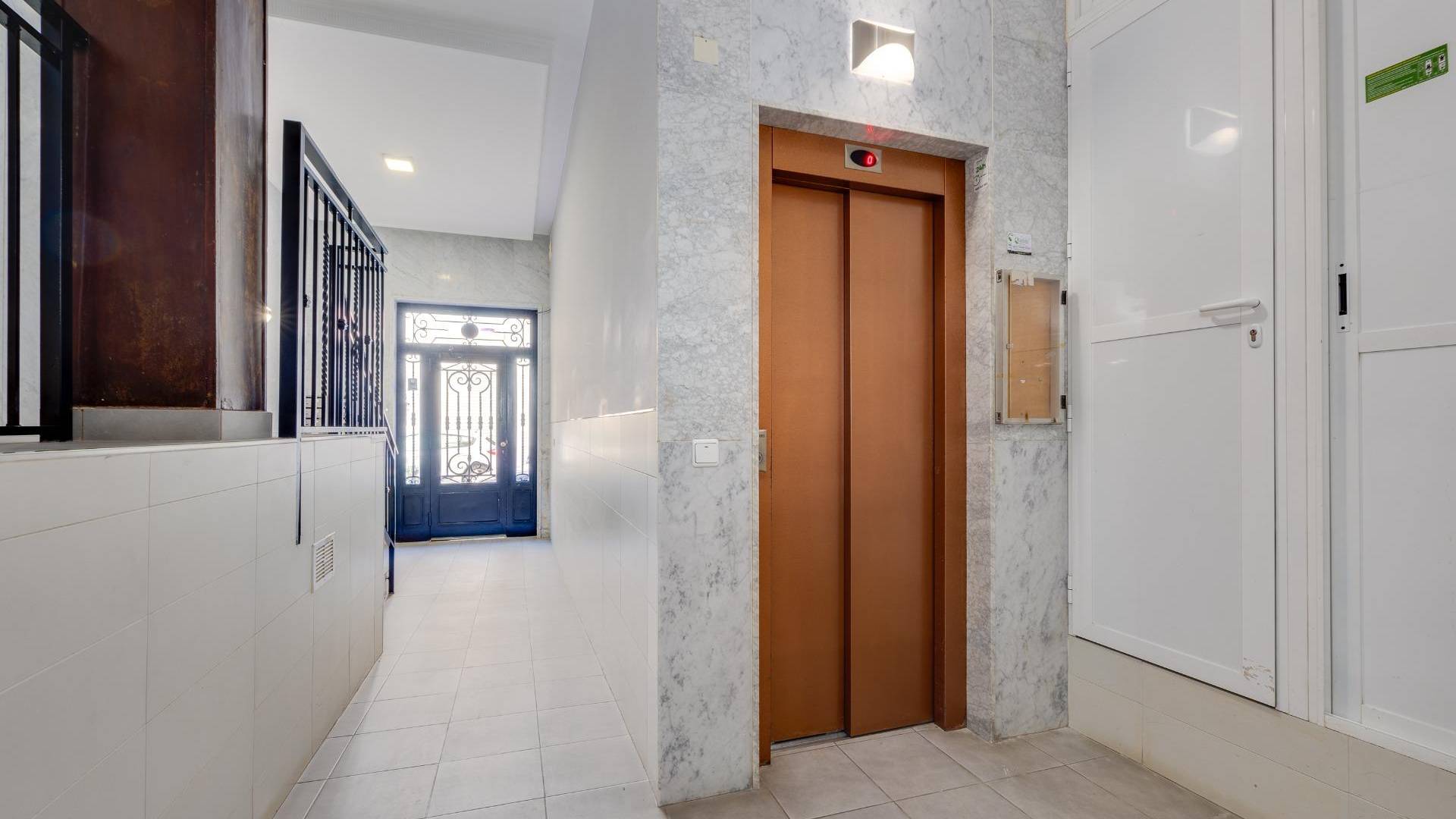 Segunda Mano - Apartamento - Torrevieja - Centro