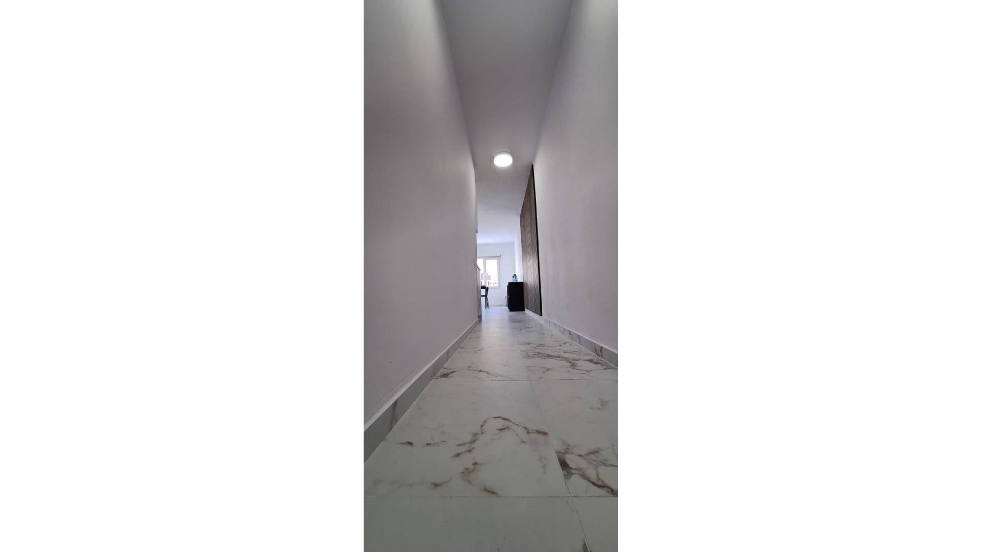 Segunda Mano - Apartamento - Torrevieja - Estacion de autobuses