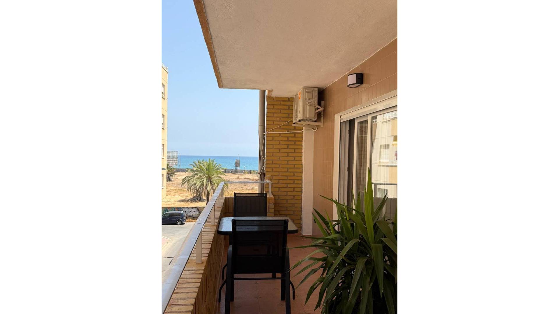 Segunda Mano - Apartamento - Torrevieja - Estacion de autobuses