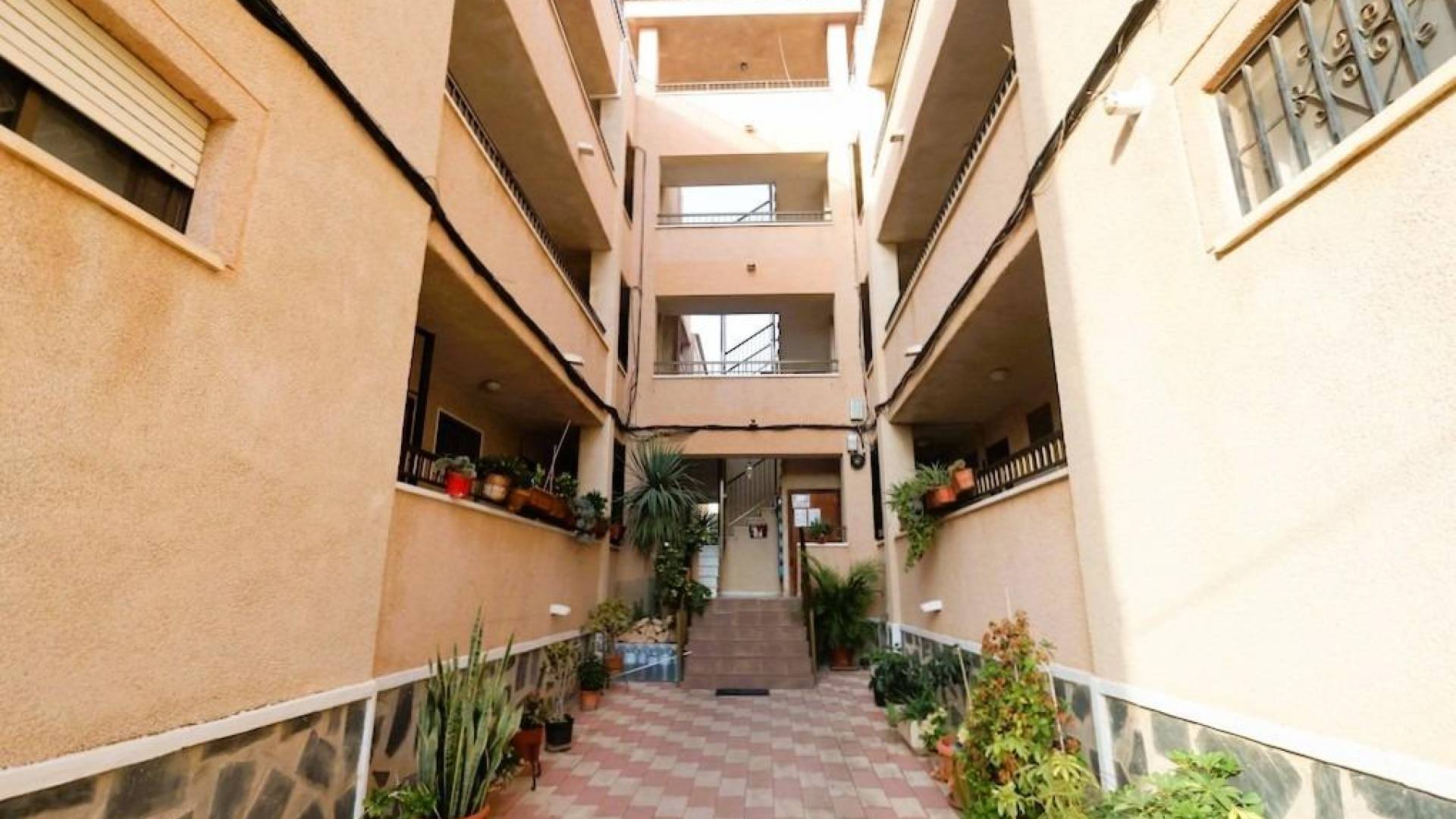 Segunda Mano - Apartamento - Torrevieja - La siesta