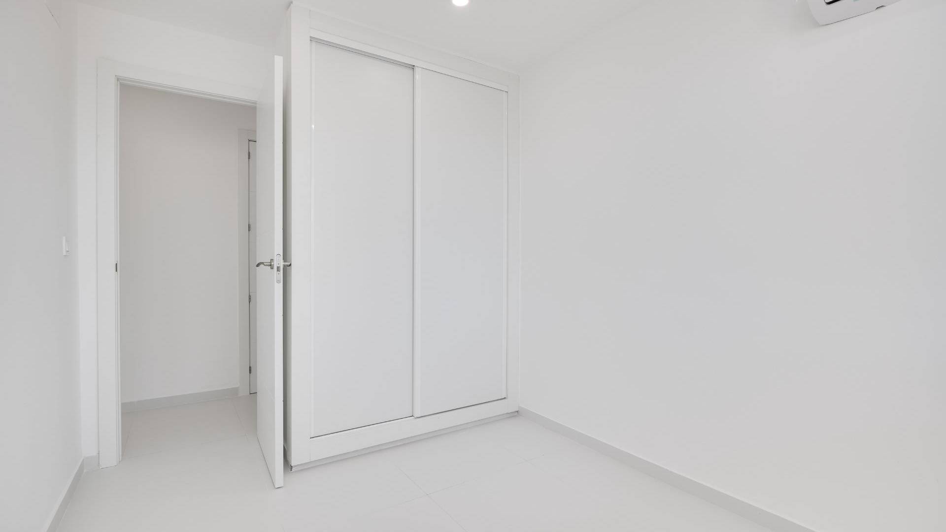 Segunda Mano - Apartamento - Torrevieja - Playa de los Naufragos