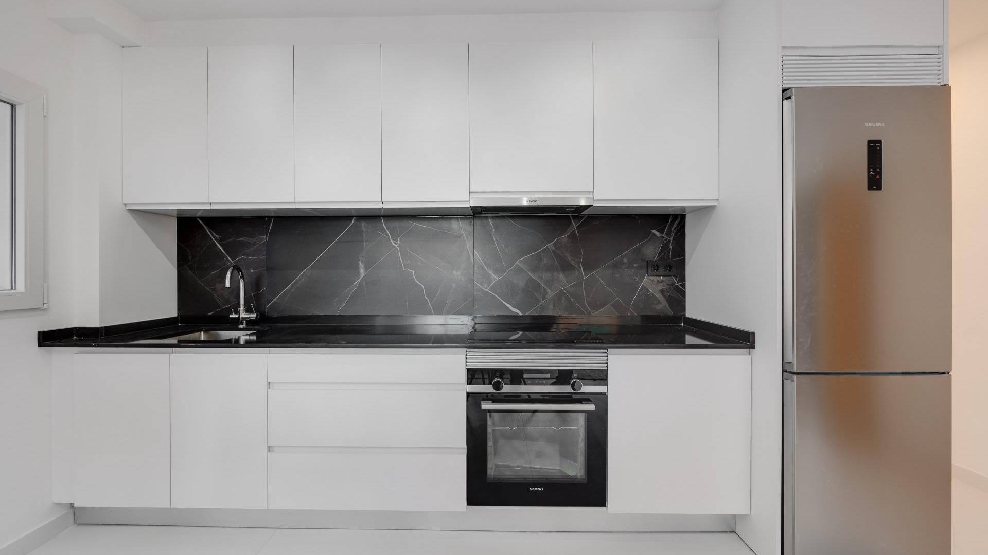 Segunda Mano - Apartamento - Torrevieja - Puerto