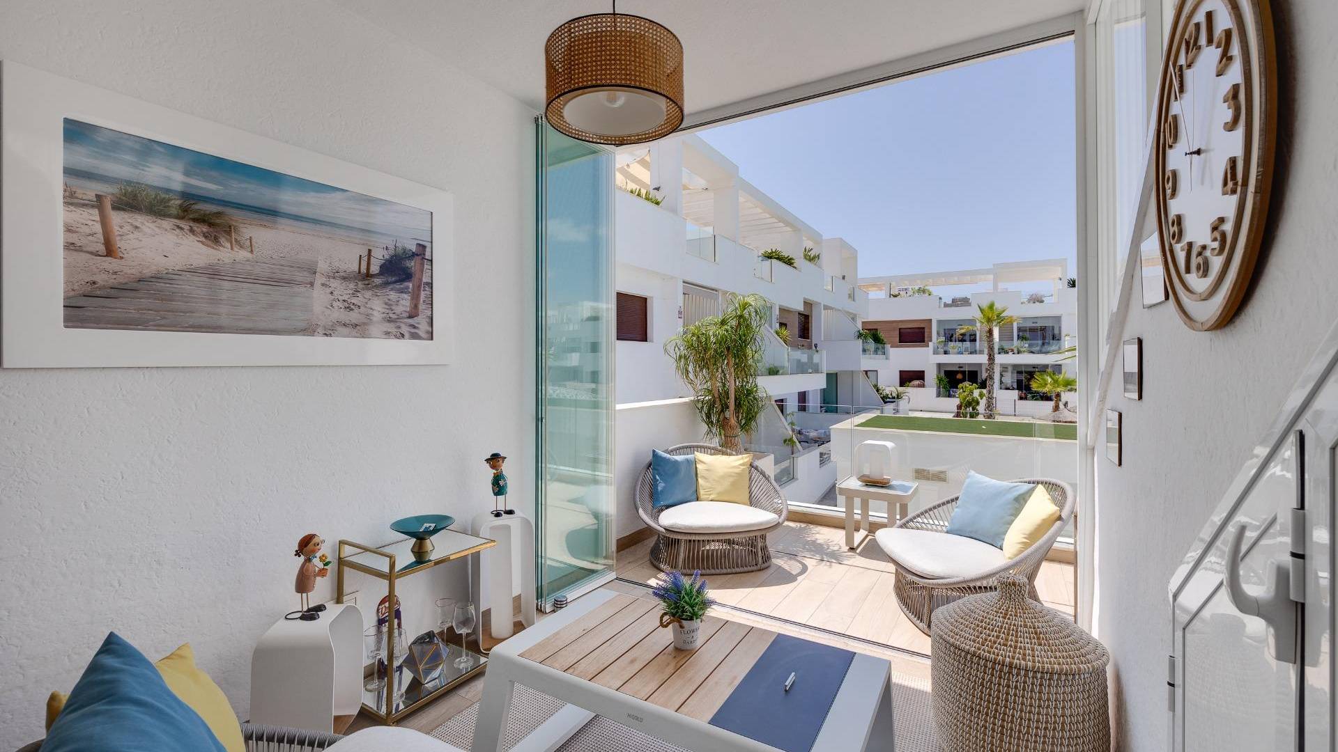 Segunda Mano - Ático - Torrevieja - Los balcones