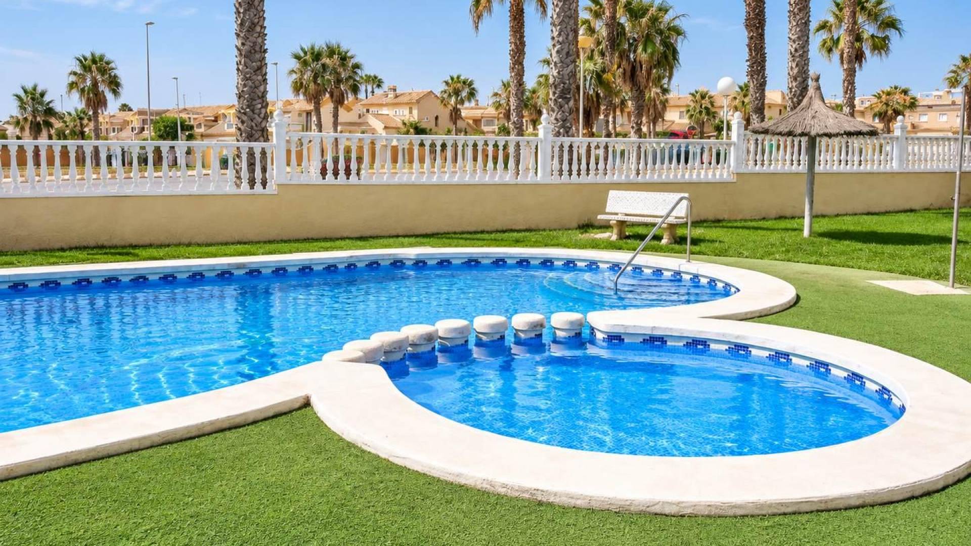 Segunda Mano - Bungalow - Orihuela Costa - Lomas de Cabo Roig
