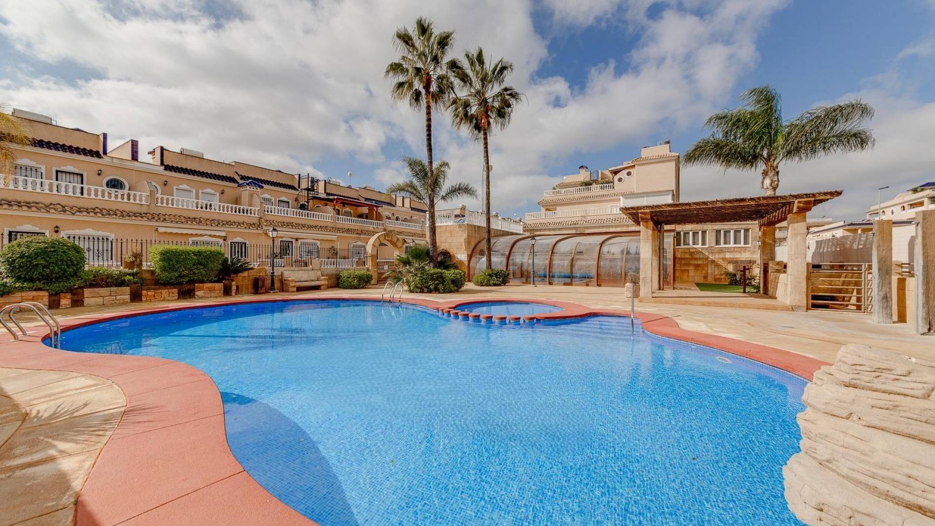 Segunda Mano - Bungalow - Orihuela Costa - Los Dolses