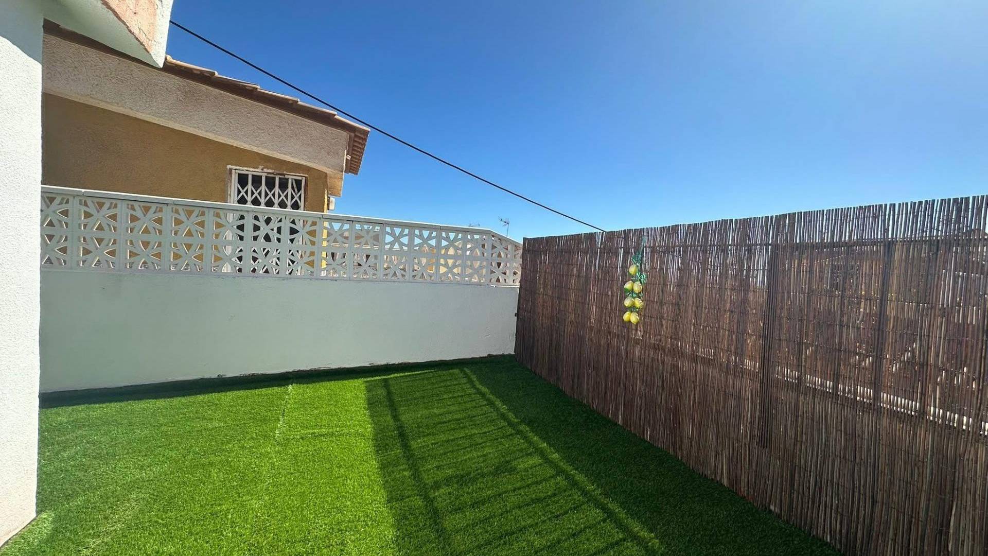 Segunda Mano - Bungalow - Torrevieja - Cabo Cervera