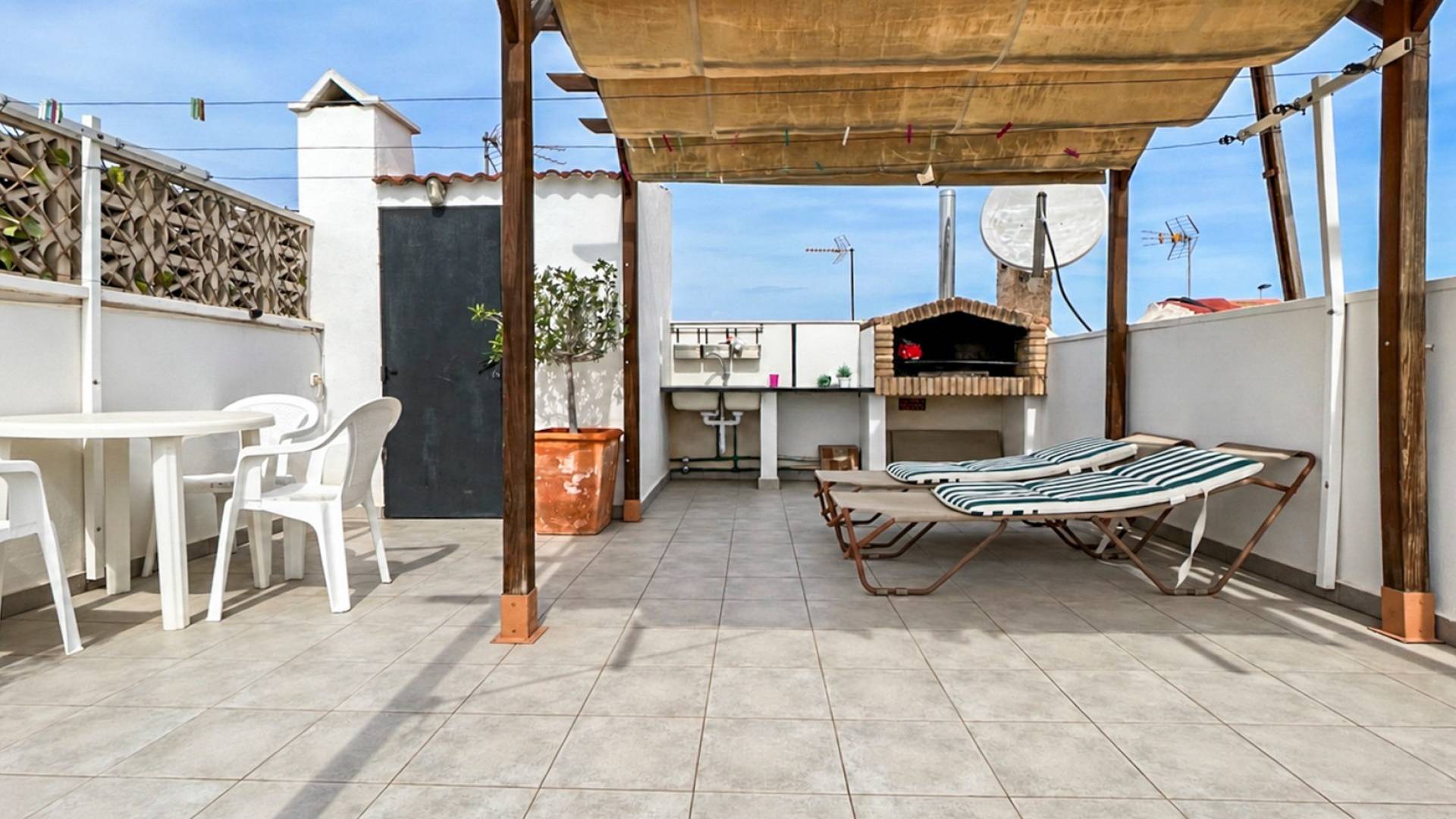 Segunda Mano - Bungalow - Torrevieja - La siesta