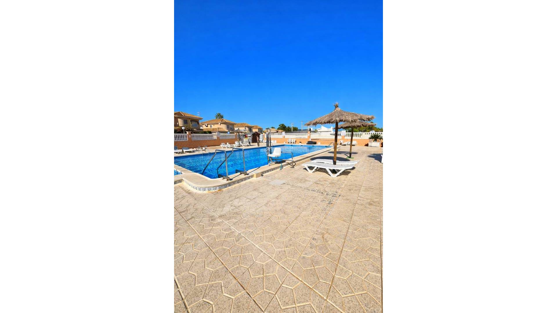 Segunda Mano - Bungalow - Torrevieja - Los Altos