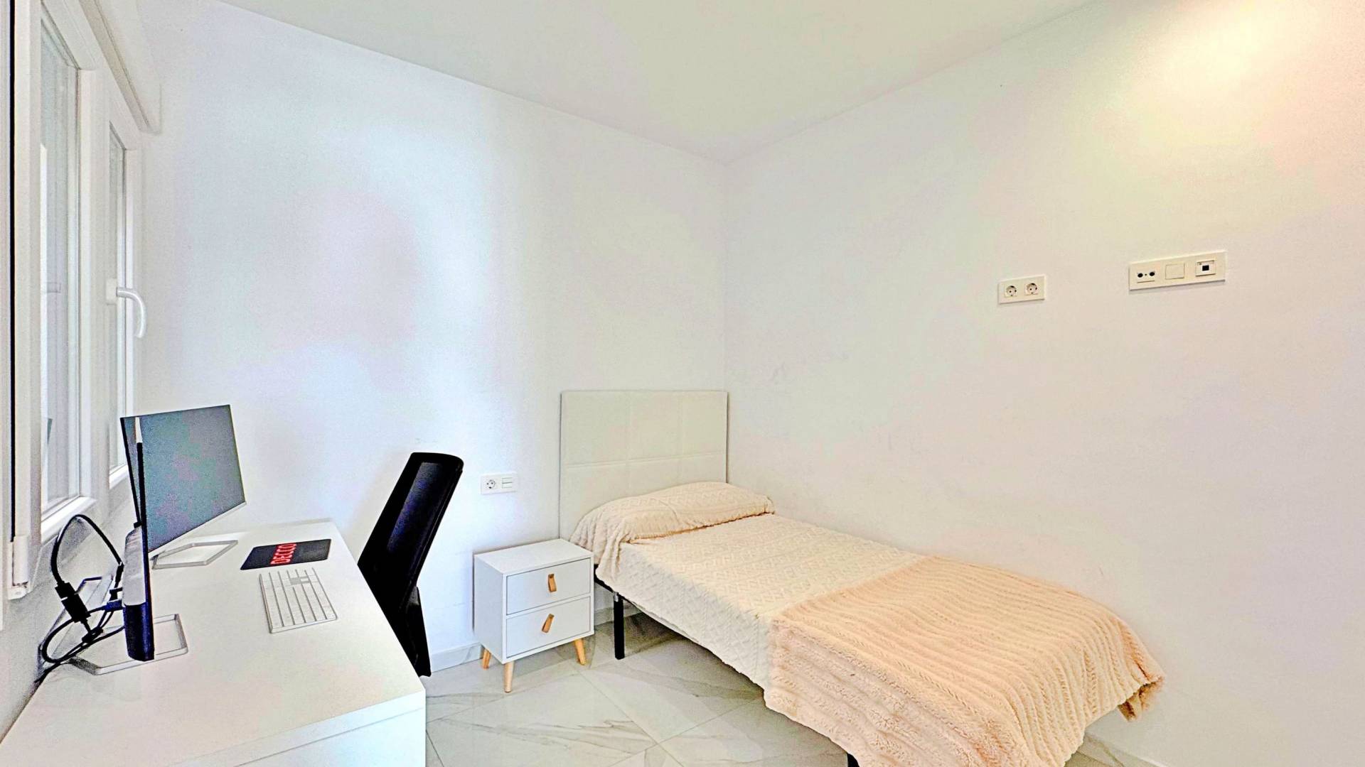 Segunda Mano - Bungalow - Torrevieja - Los balcones