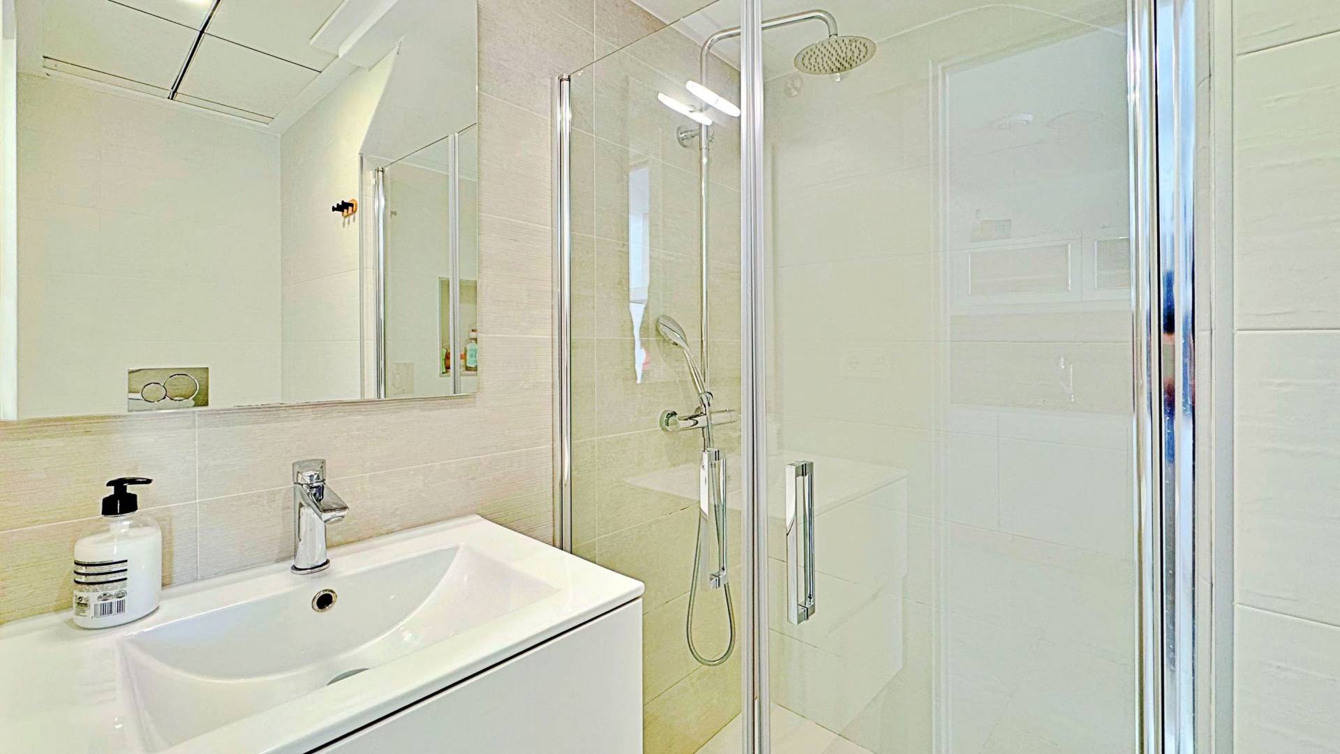 Segunda Mano - Bungalow - Torrevieja - Los balcones