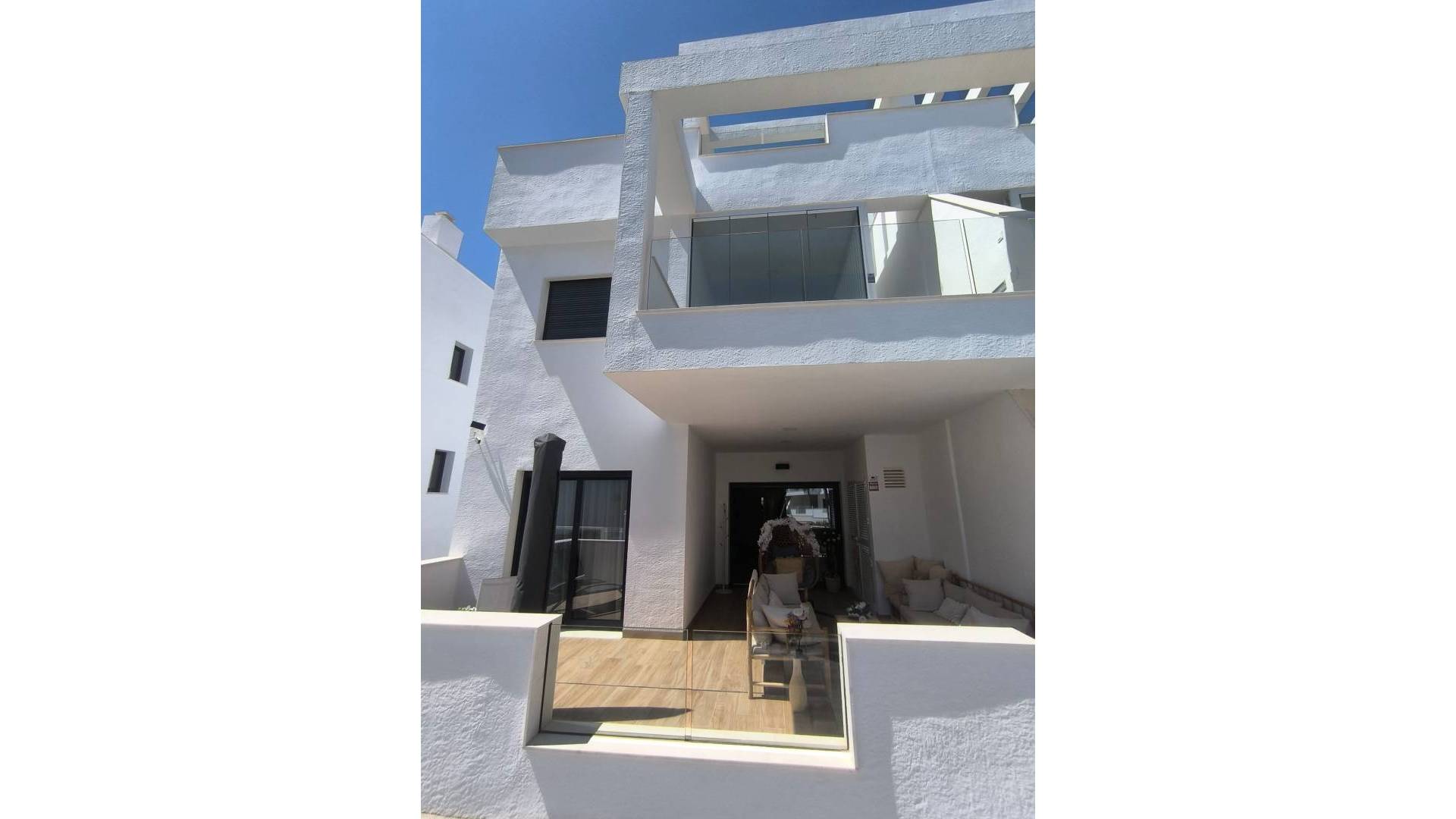 Segunda Mano - Bungalow - Torrevieja - Los balcones