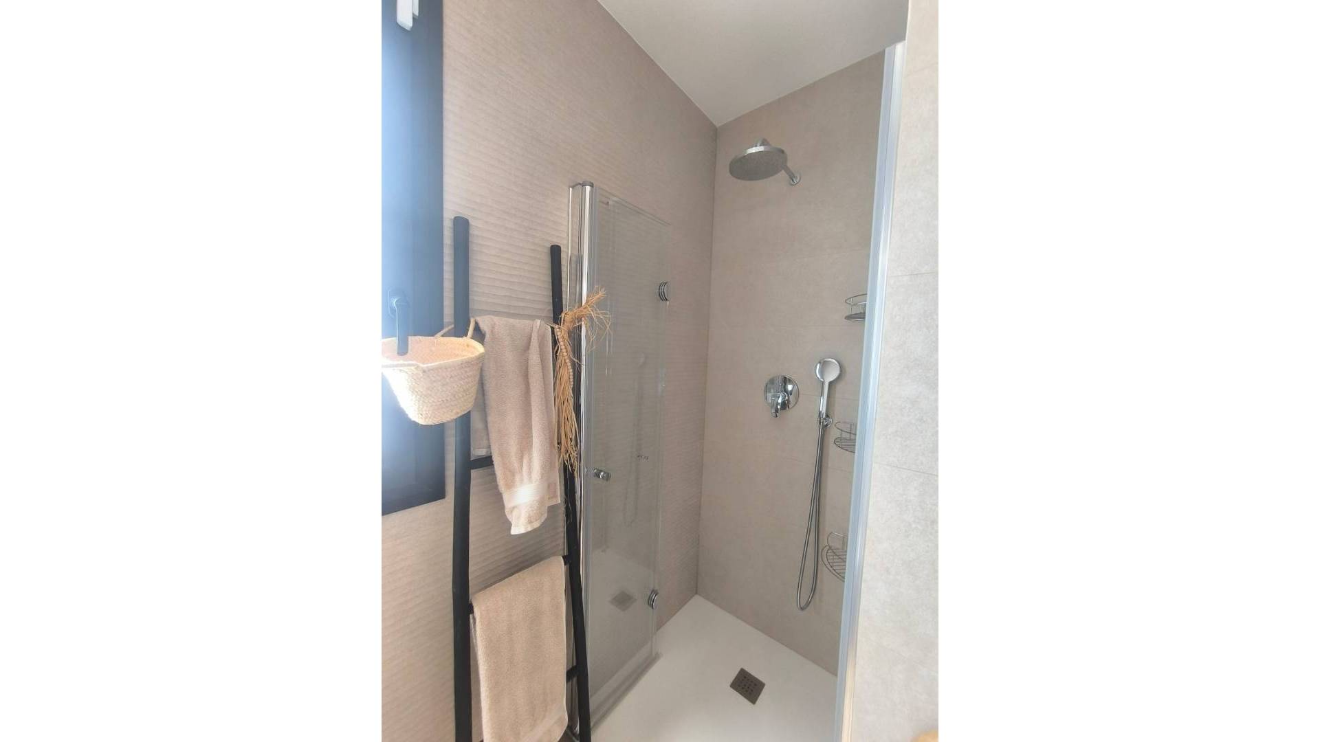 Segunda Mano - Bungalow - Torrevieja - Los balcones