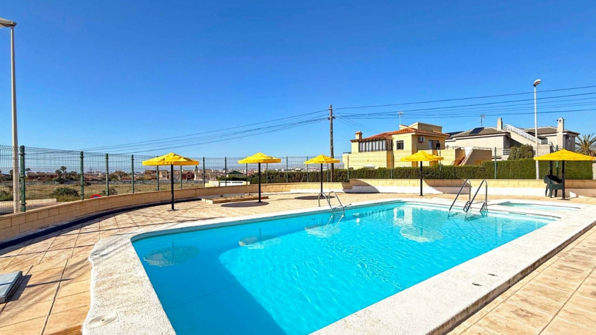Segunda Mano - Bungalow - Torrevieja - Torrelamata - La Mata
