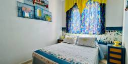 Segunda Mano - Bungalow - Torrevieja - Urbanización San Luis