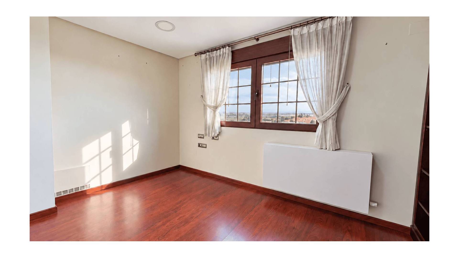 Segunda Mano - Casa o Chalet Independiente - San Miguel de Salinas