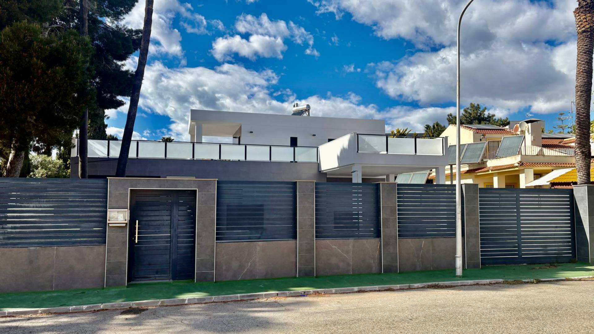 Segunda Mano - Chalet Independiente - Orihuela Costa