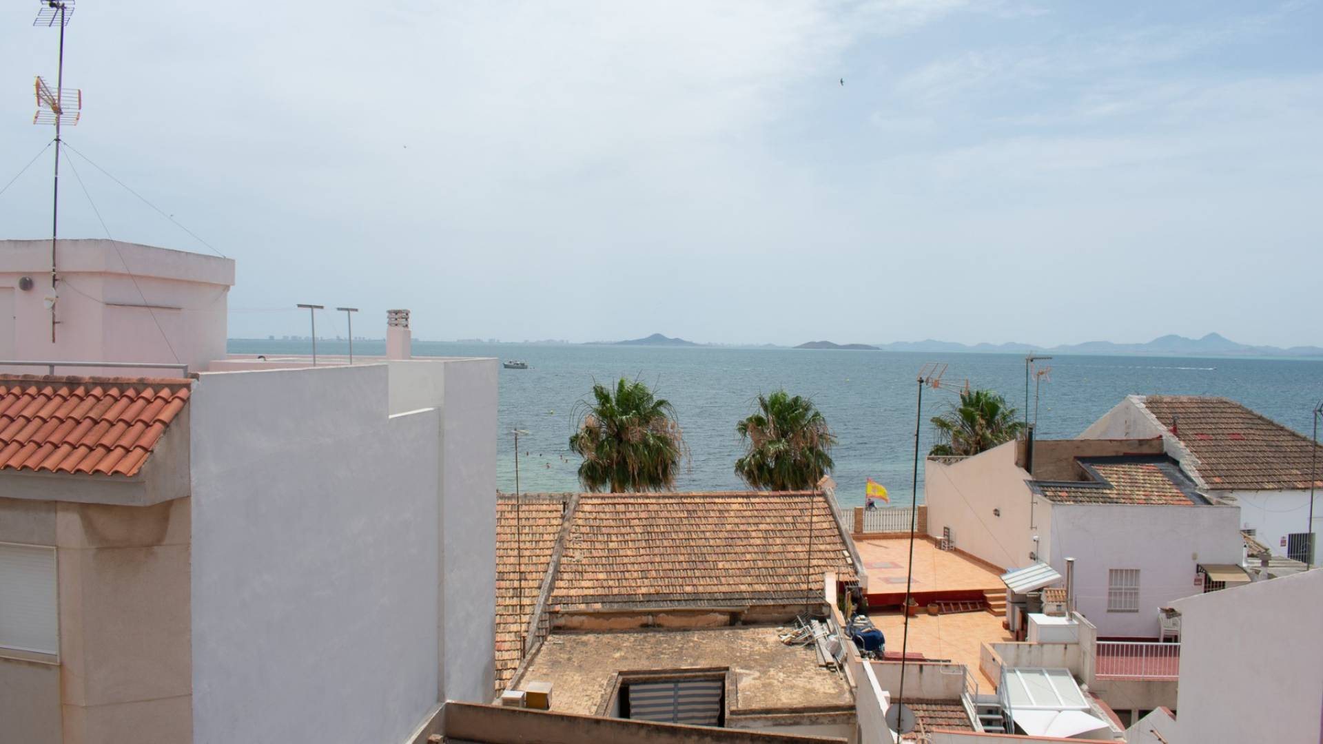 Segunda Mano - Edificio - Los Alcázares