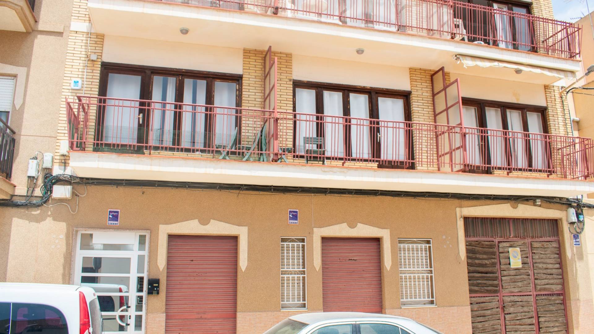 Segunda Mano - Edificio - Los Alcázares