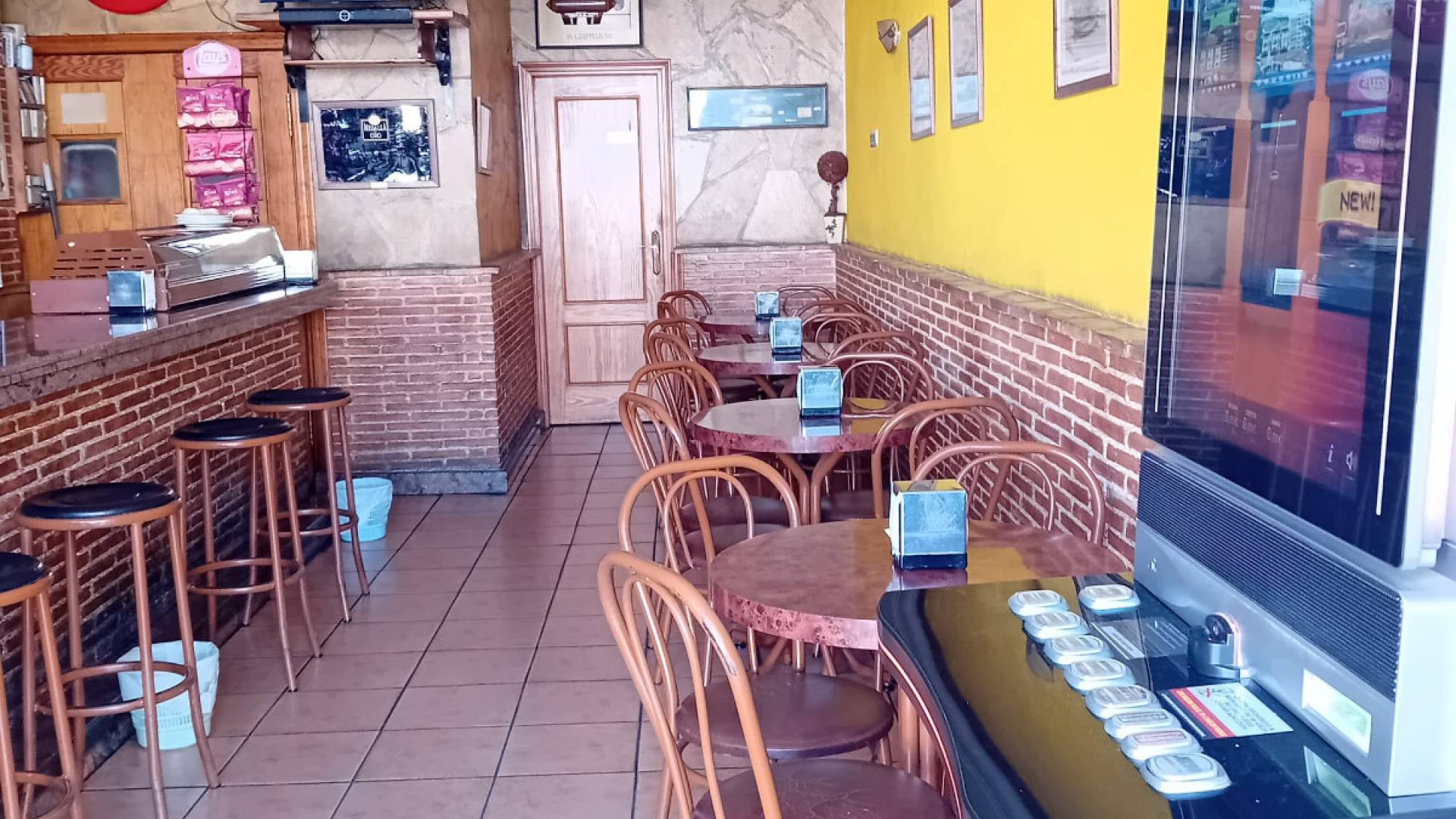 Segunda Mano - Local Comercial - Torrevieja - Center