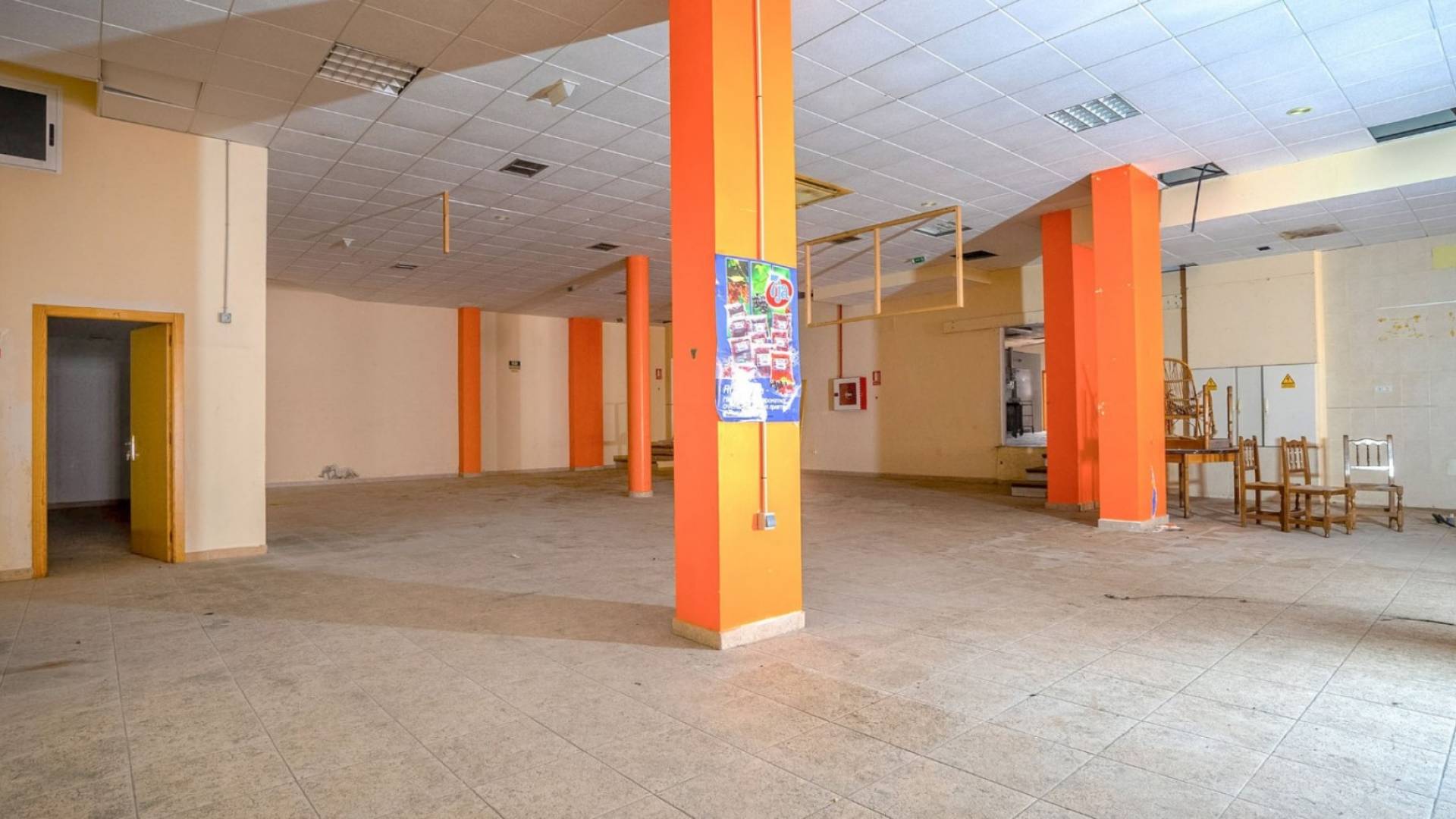 Segunda Mano - Local Comercial - Torrevieja