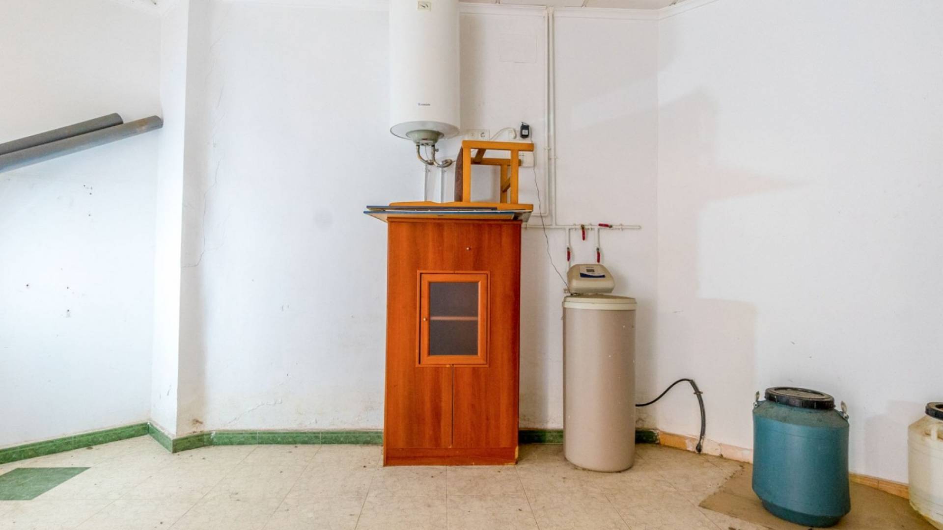 Segunda Mano - Local Comercial - Torrevieja