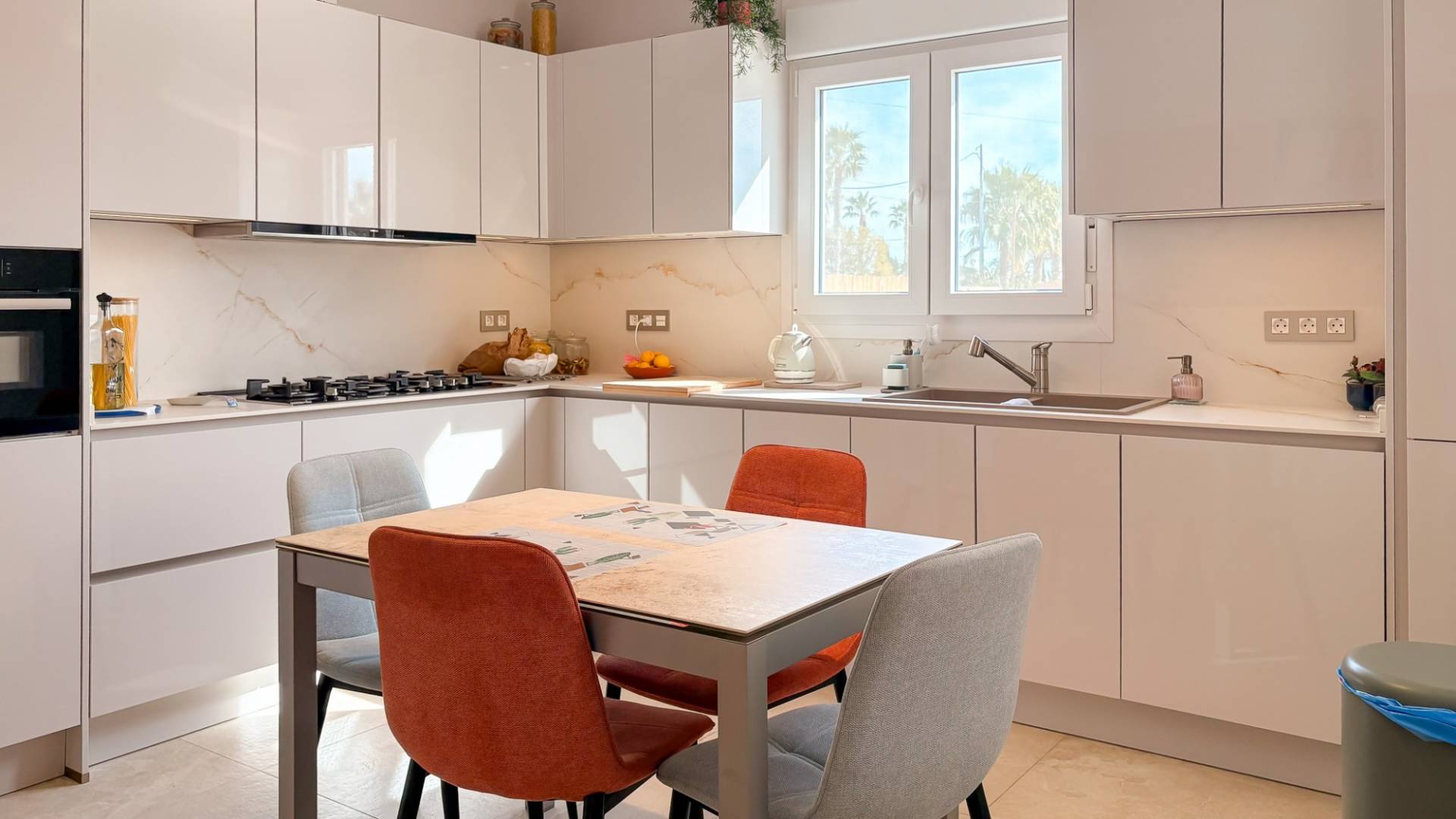 Segunda Mano - Villa - Catral