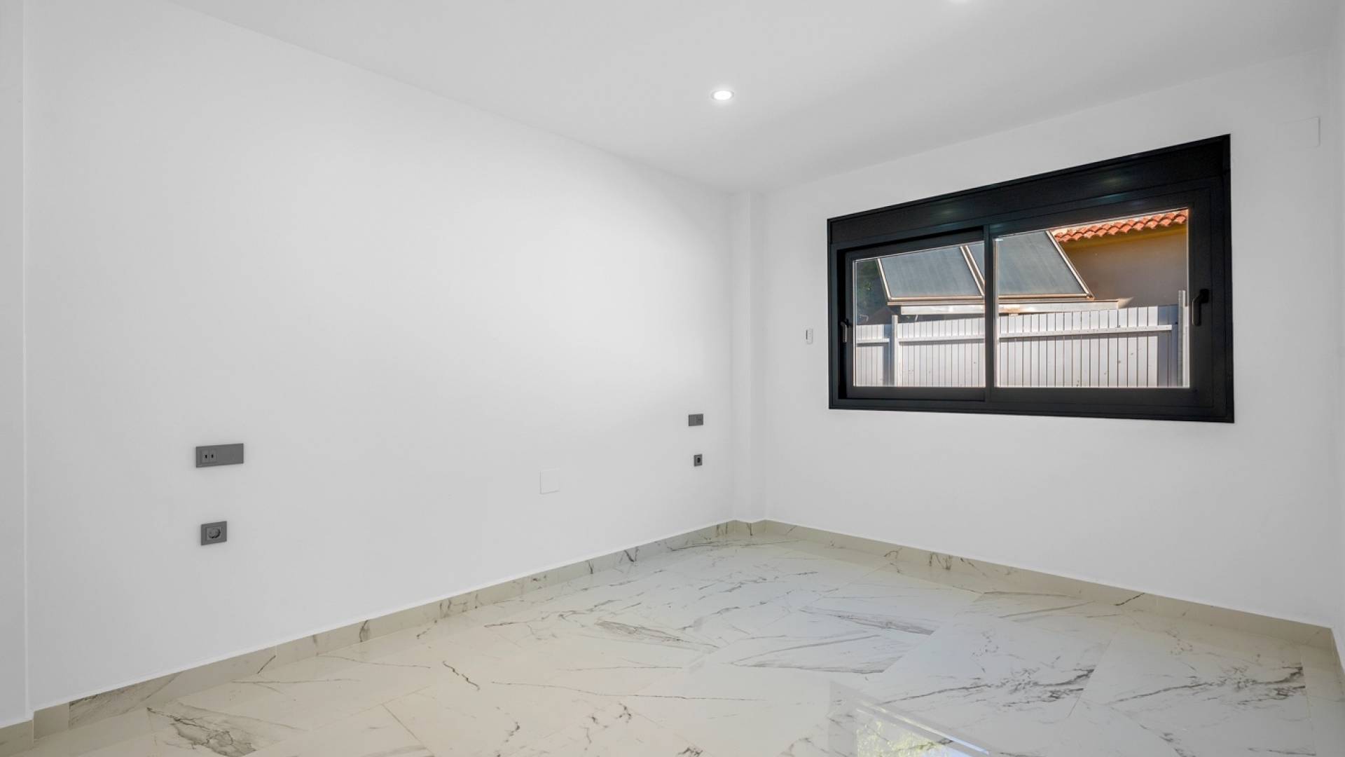 Segunda Mano - Villa independiente - Alicante - Campoamor