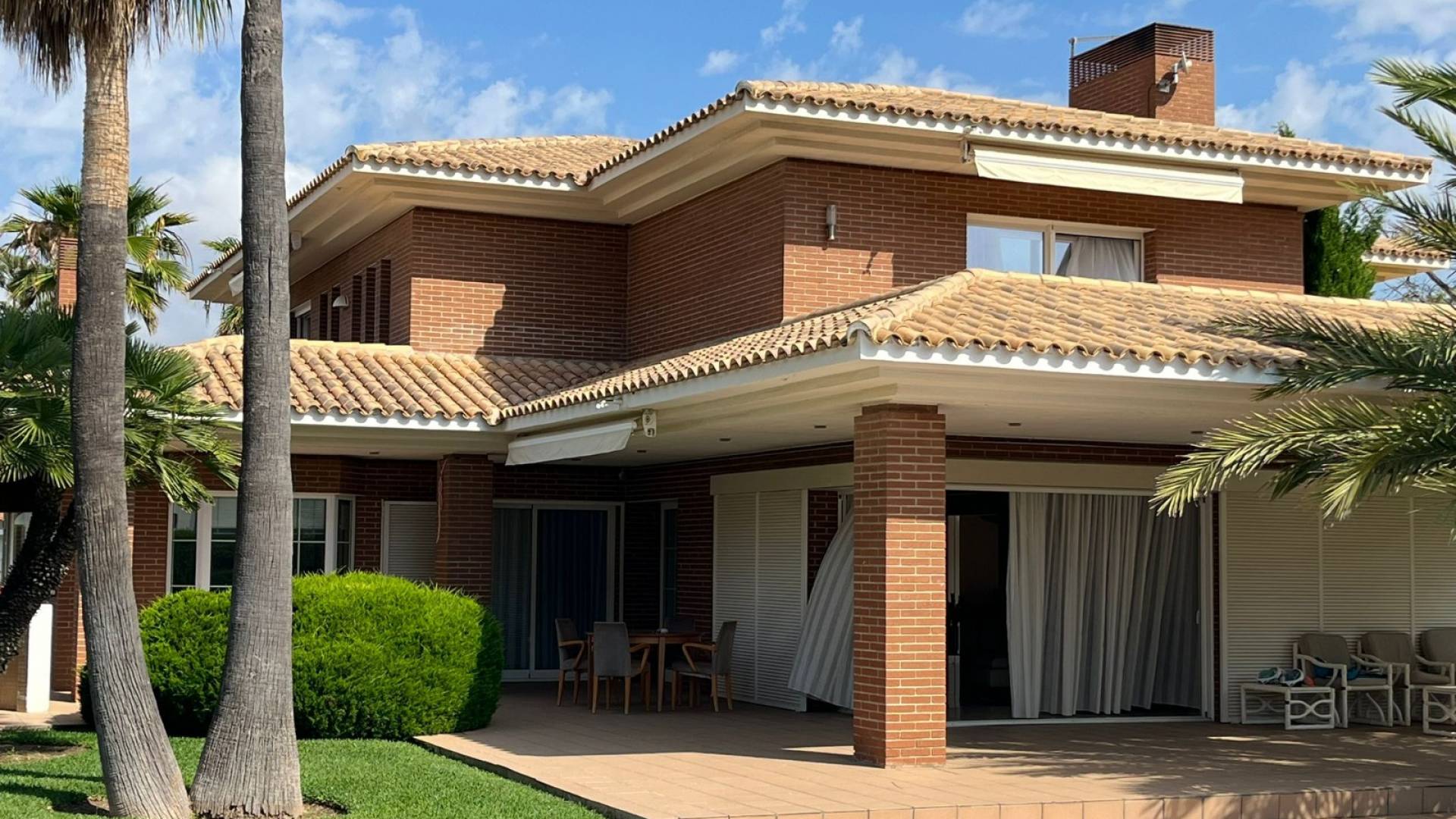 Segunda Mano - Villa independiente - Benidorm