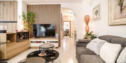 Segunda Mano - Villa independiente - La marina - LA MARINA