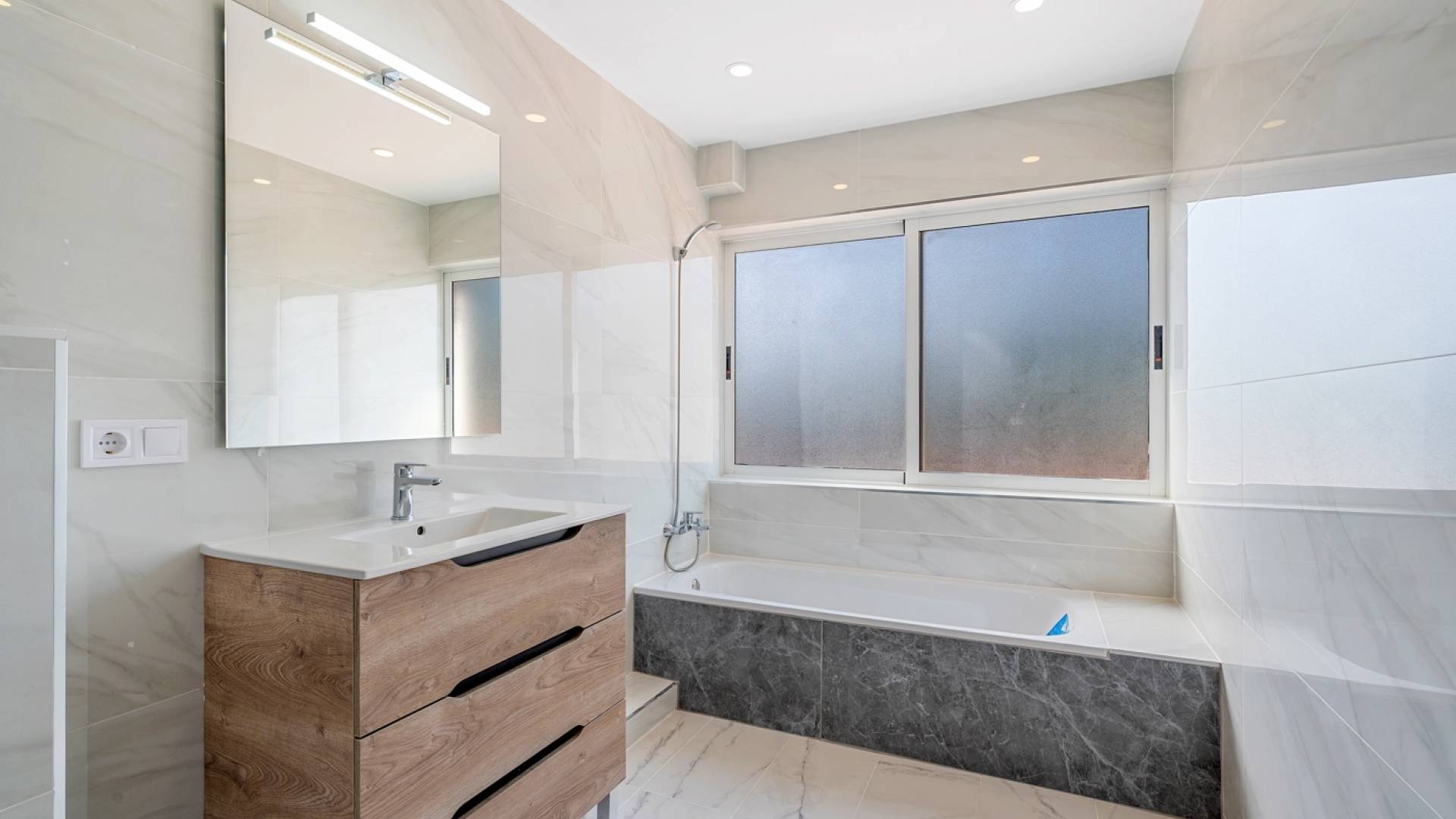 Segunda Mano - Villa independiente - La Nucía