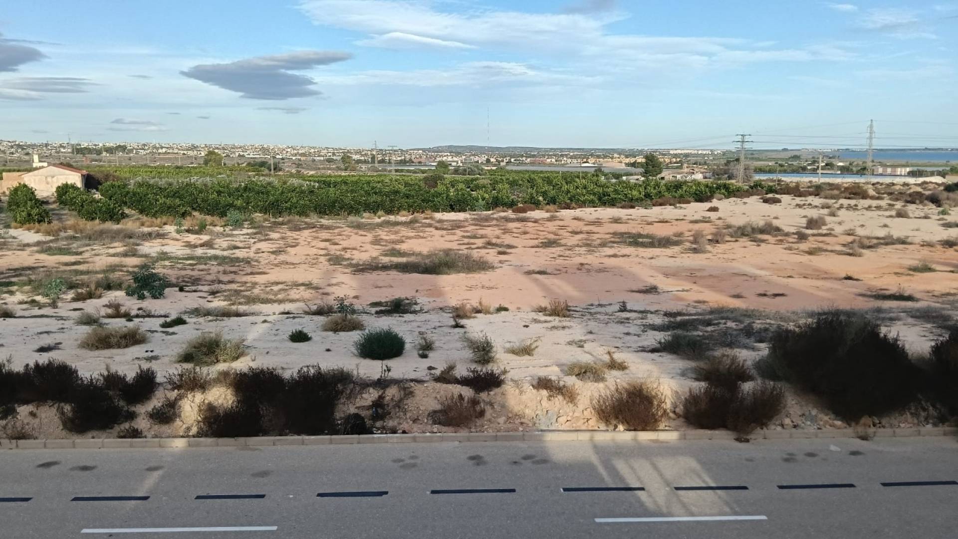 Segunda Mano - Villa independiente - Los Montesinos - La Herrada