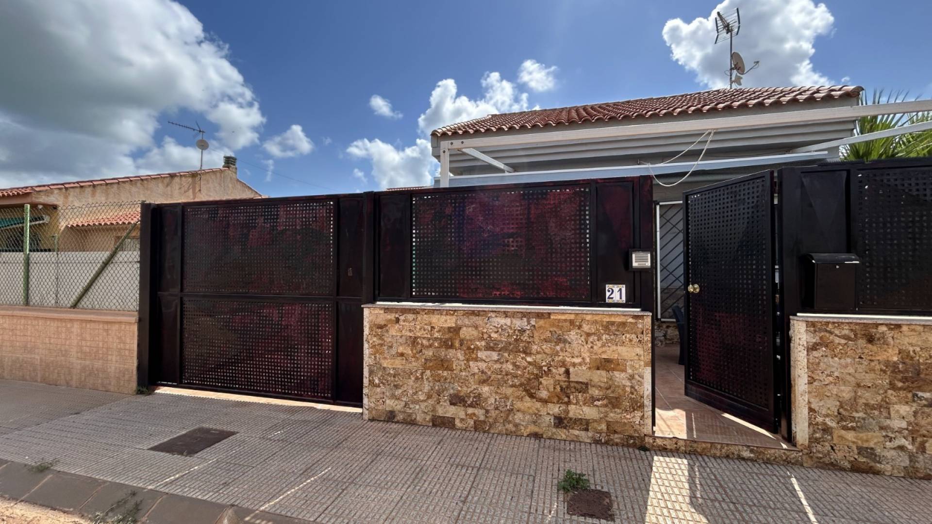 Segunda Mano - Villa independiente - Los Urrutias